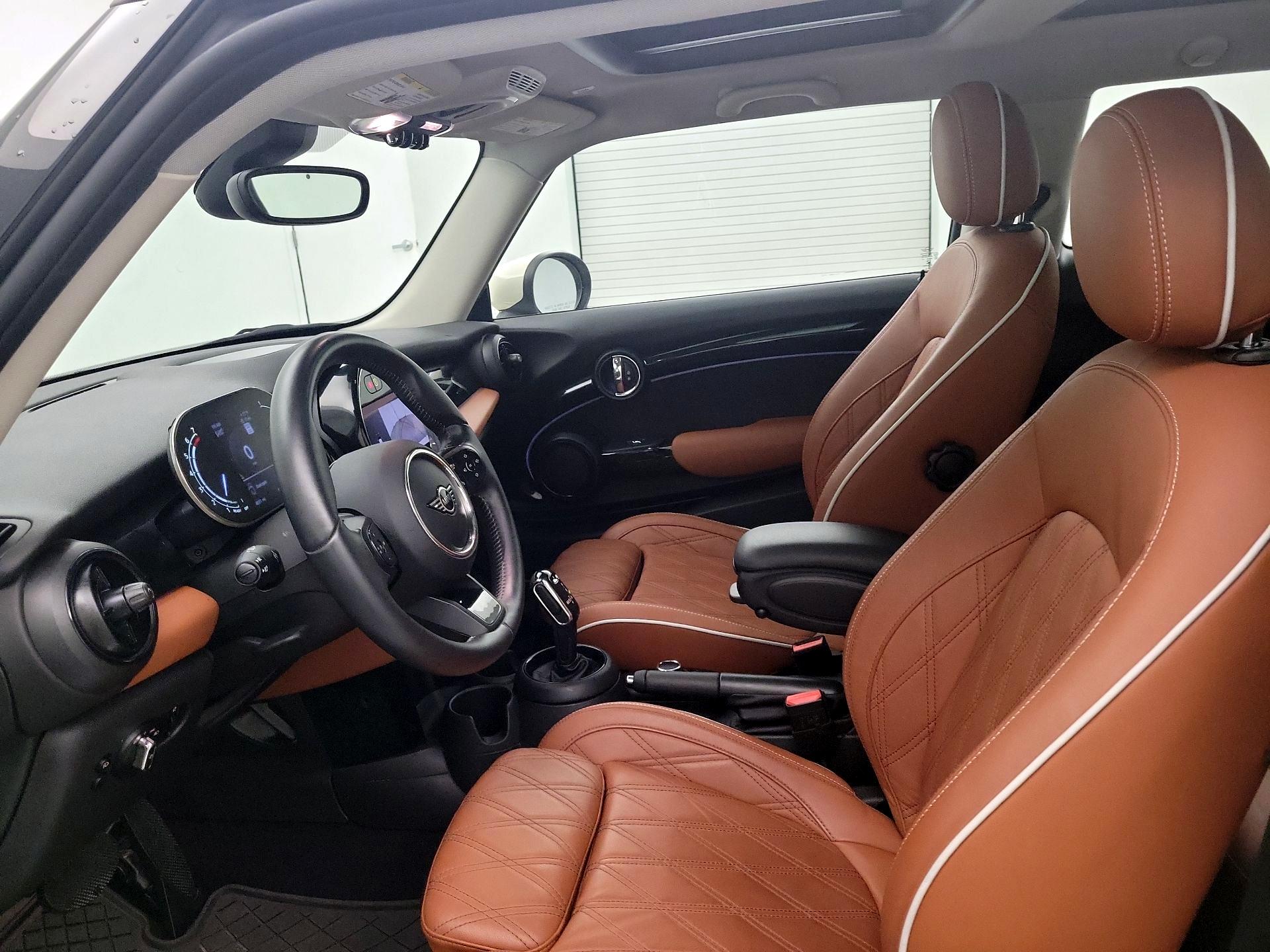 Thumbnail: 2023 MINI Cooper Hardtop - 11