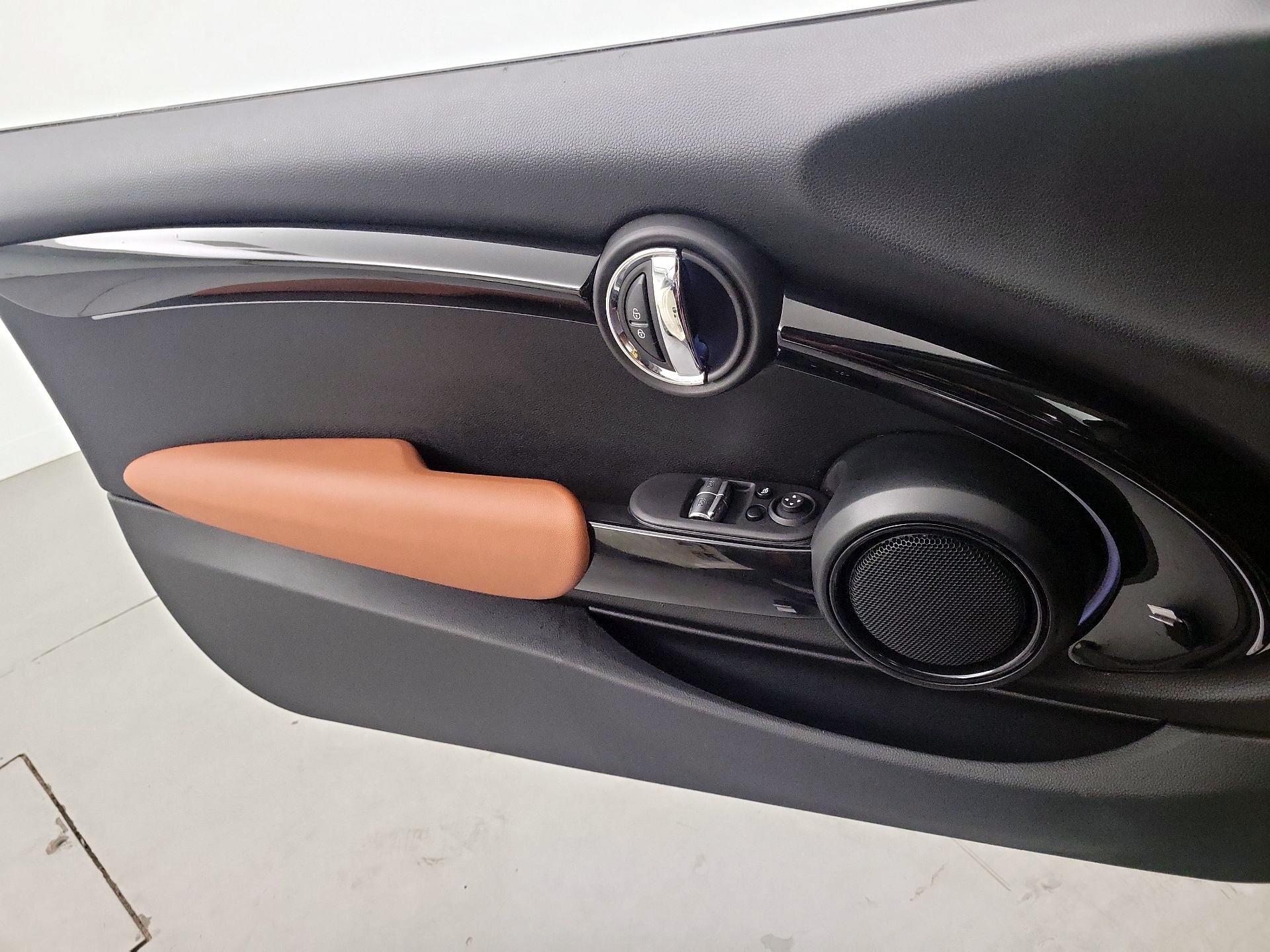 Thumbnail: 2023 MINI Cooper Hardtop - 12
