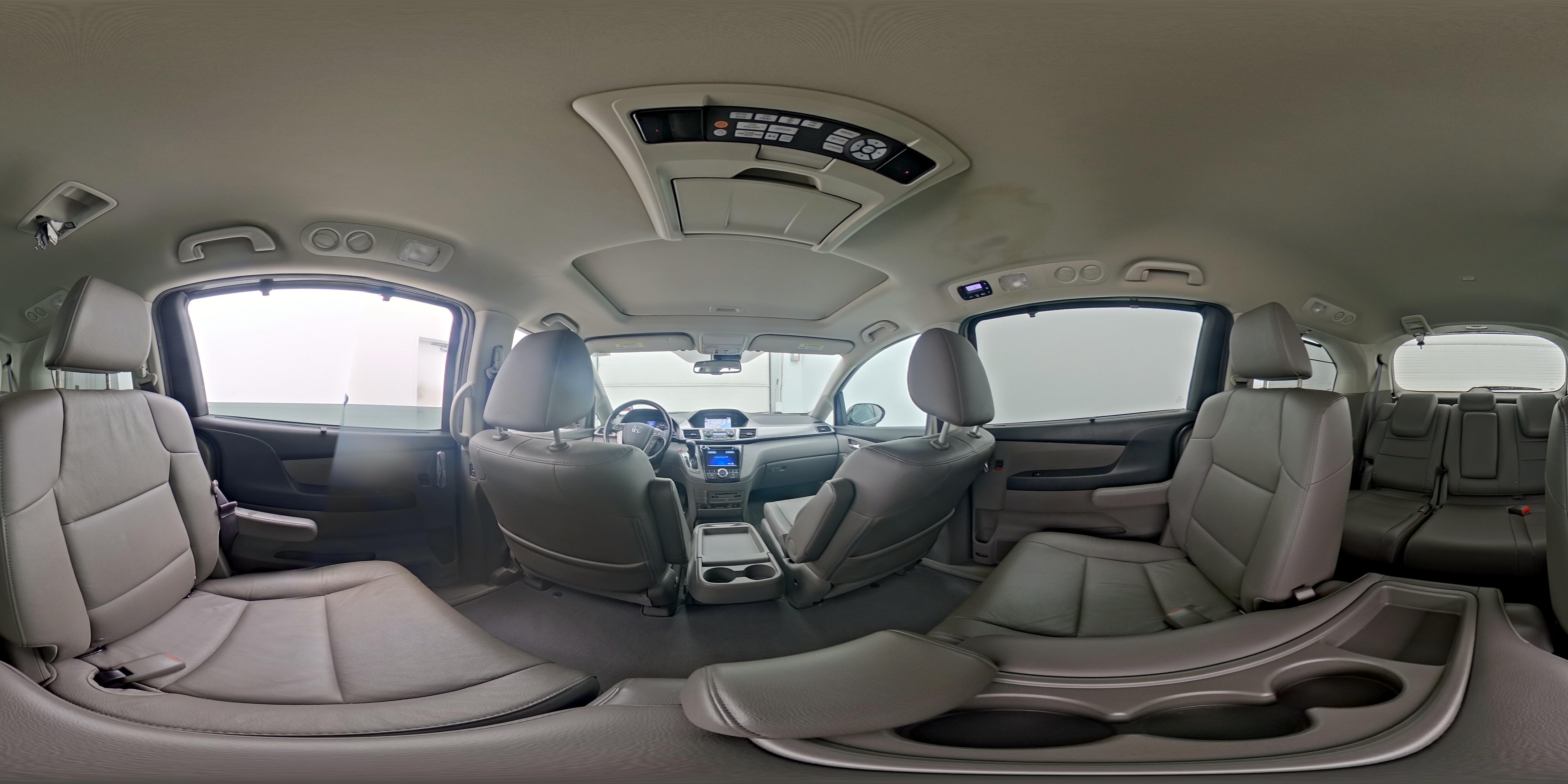 2016 Honda Odyssey Touring - Photo 29