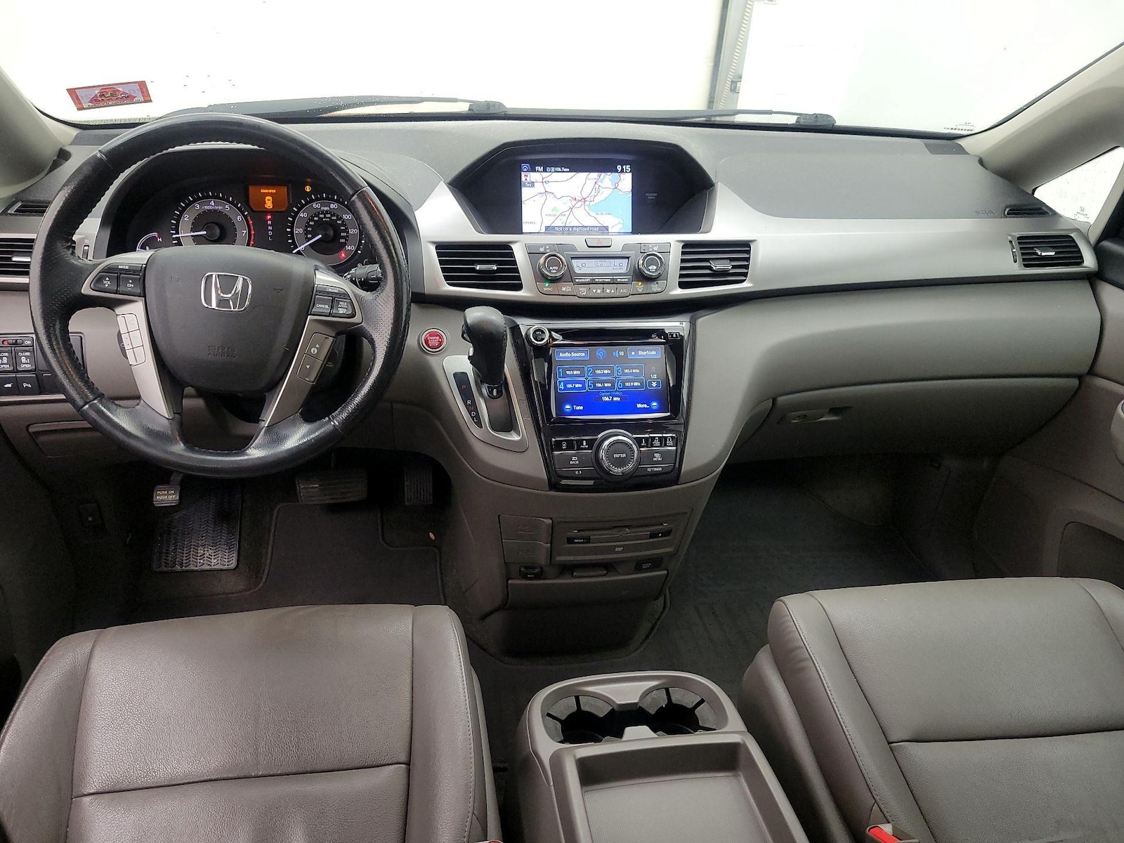 2016 Honda Odyssey Touring - Photo 10