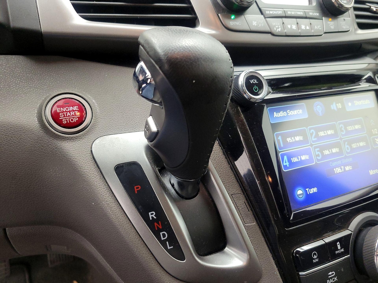 2016 Honda Odyssey Touring - Photo 19