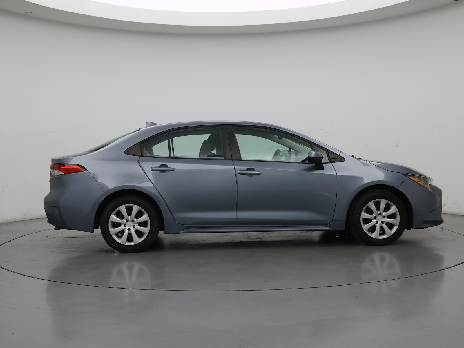 2022 Toyota Corolla LE - Photo 8