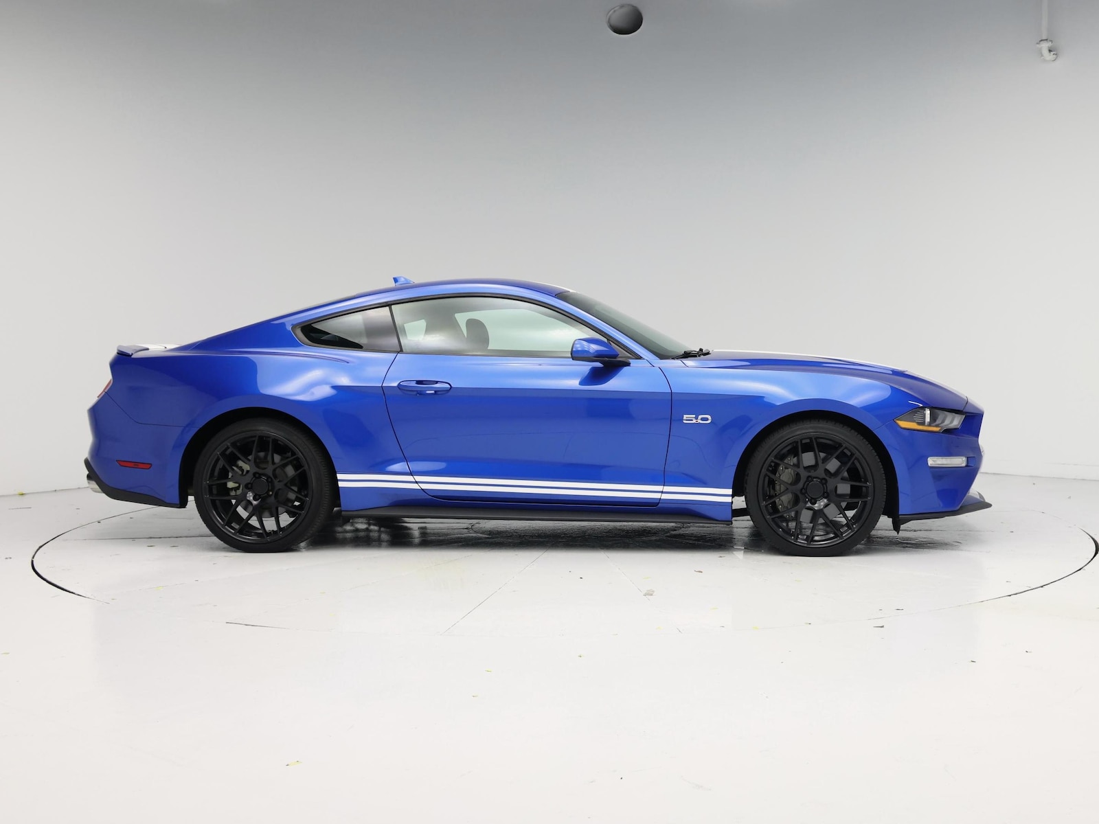 2020 Ford Mustang GT - Photo 8