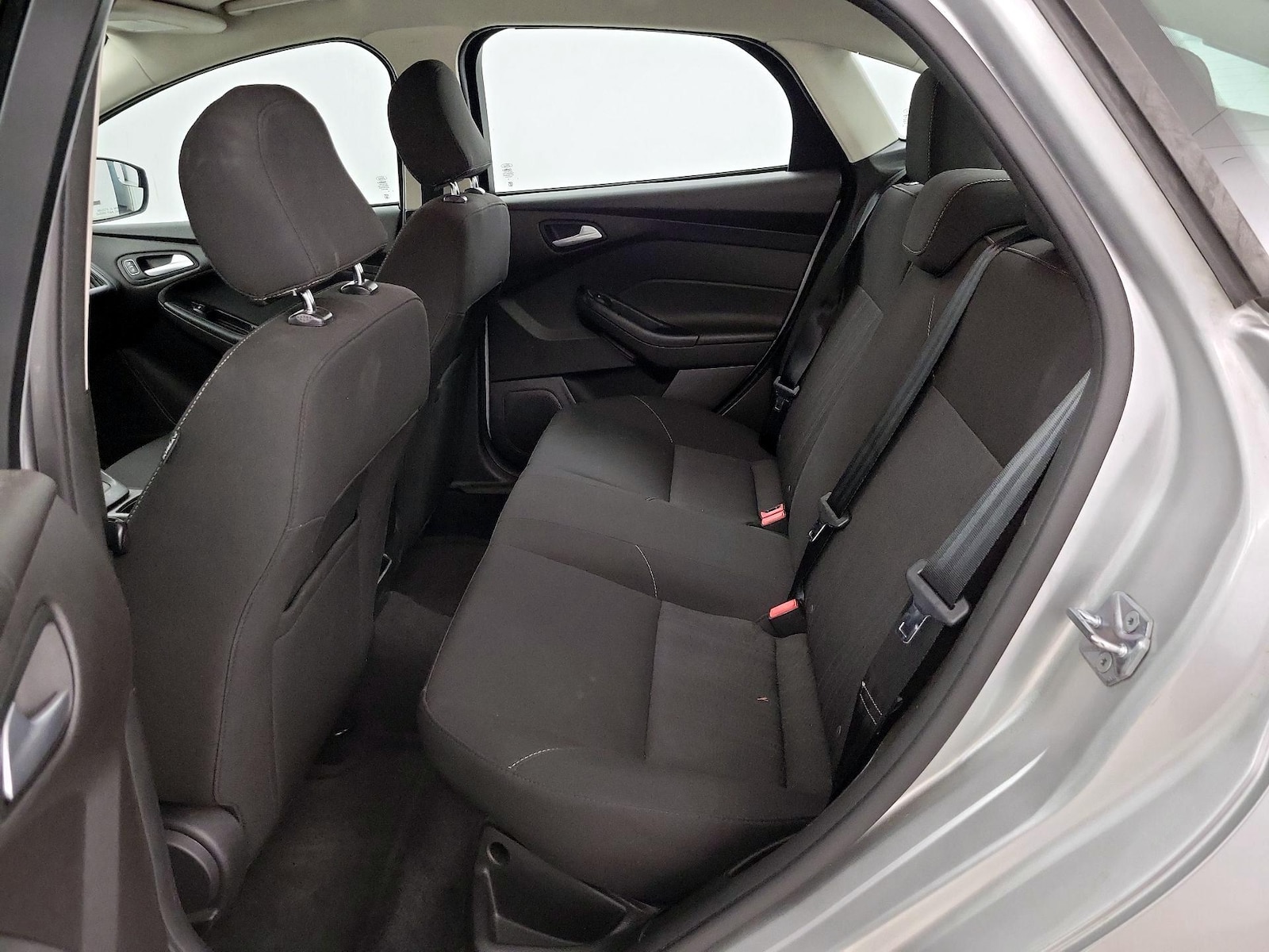 2017 Ford Focus SE - Photo 20