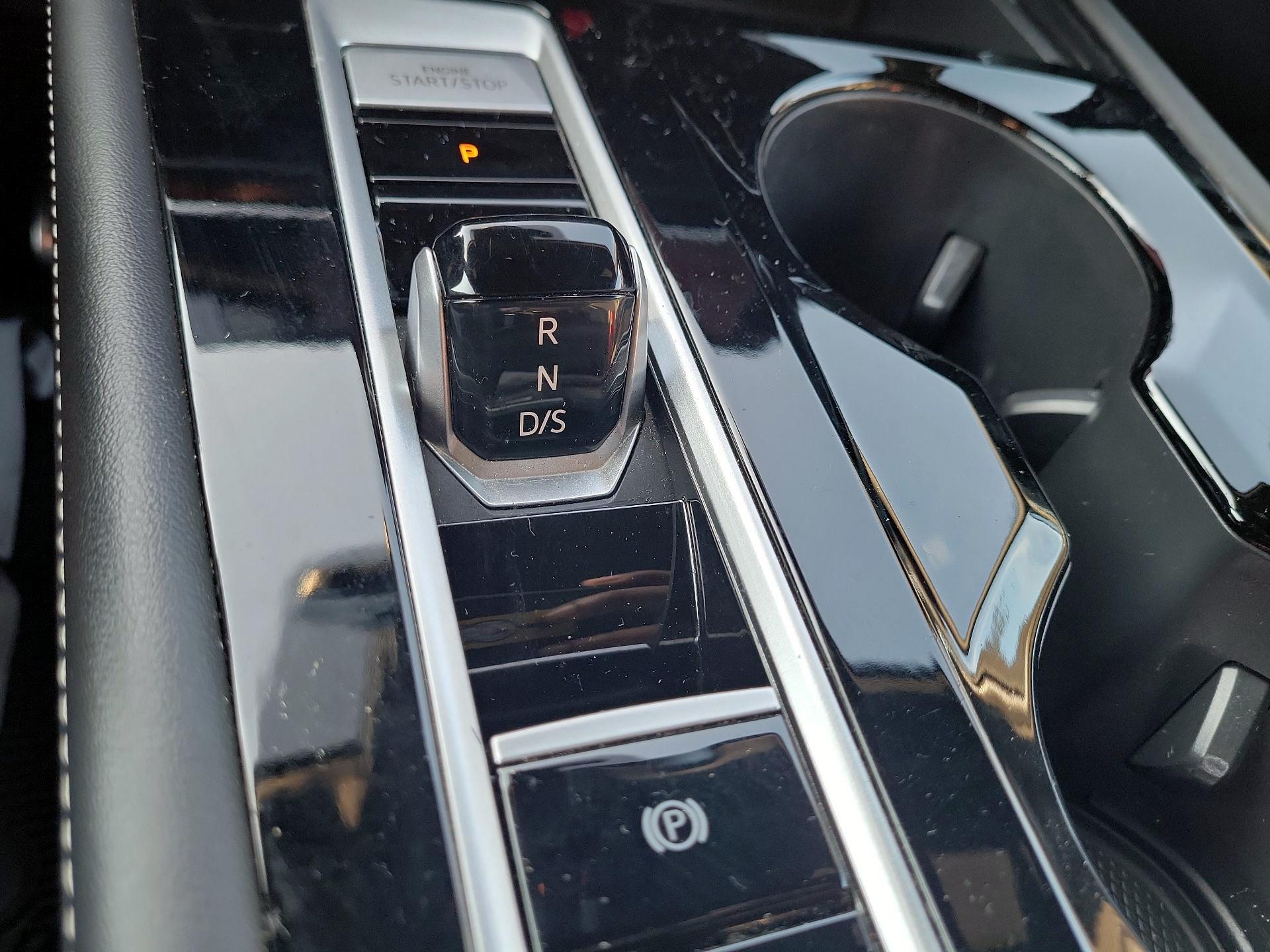 Thumbnail: 2024 Volkswagen Atlas - 18