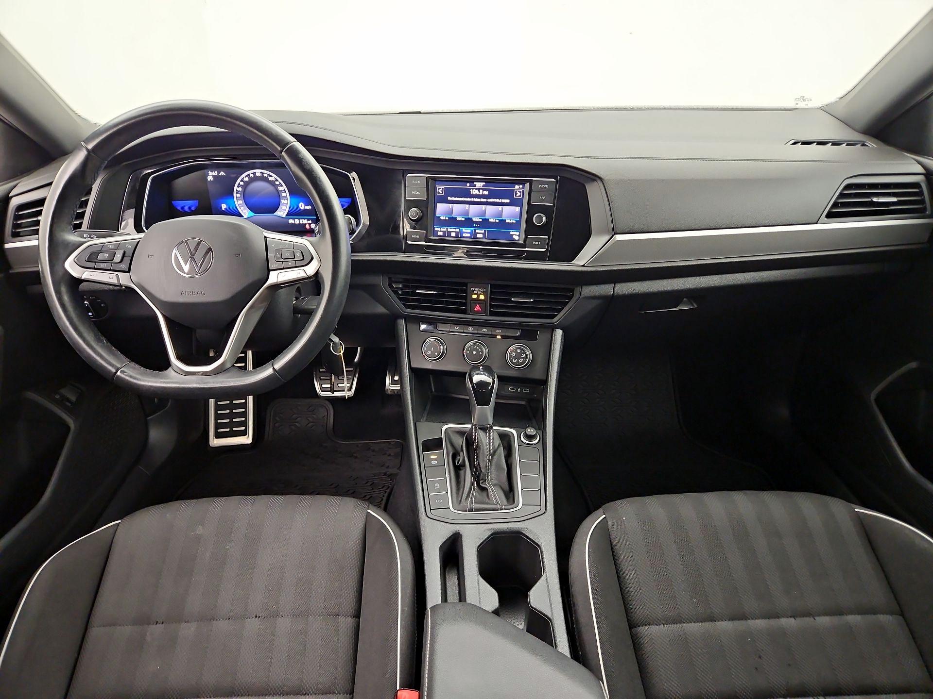 Thumbnail: 2023 Volkswagen Jetta - 9