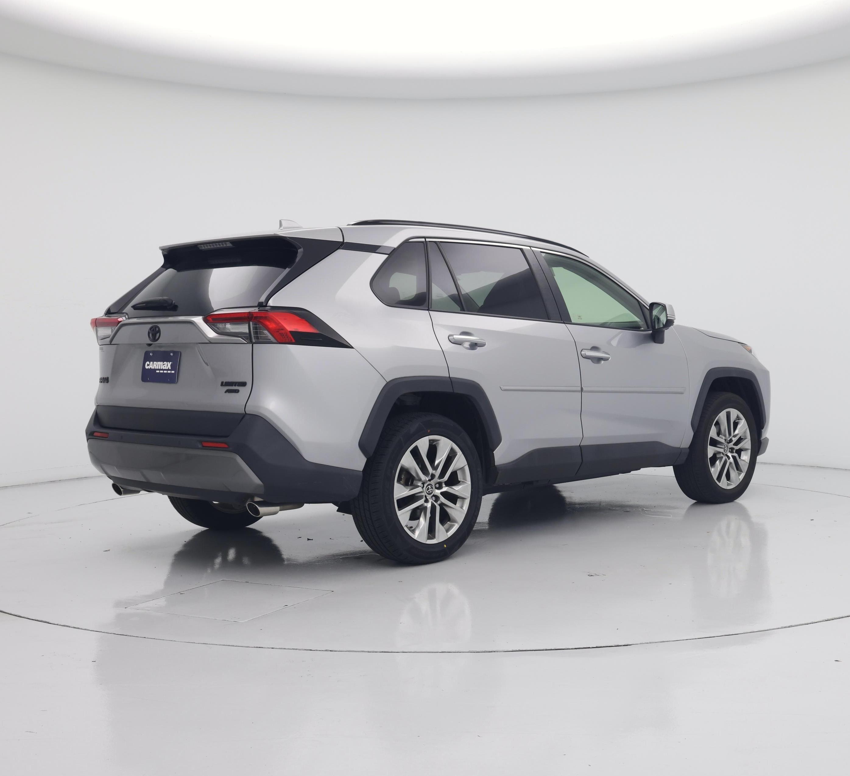 Thumbnail: 2019 Toyota RAV4 - 8