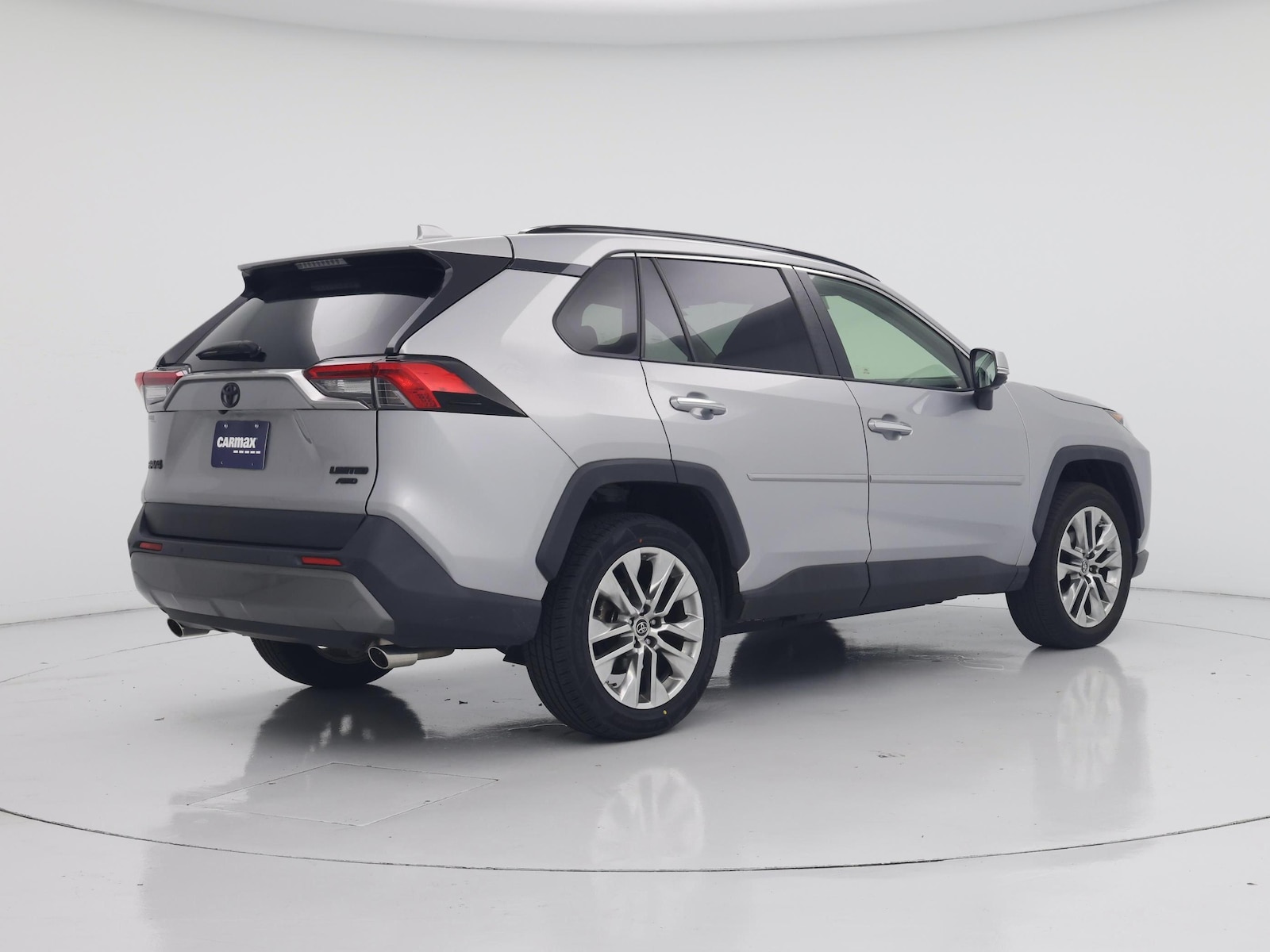 2019 Toyota RAV4 Limited - Photo 9