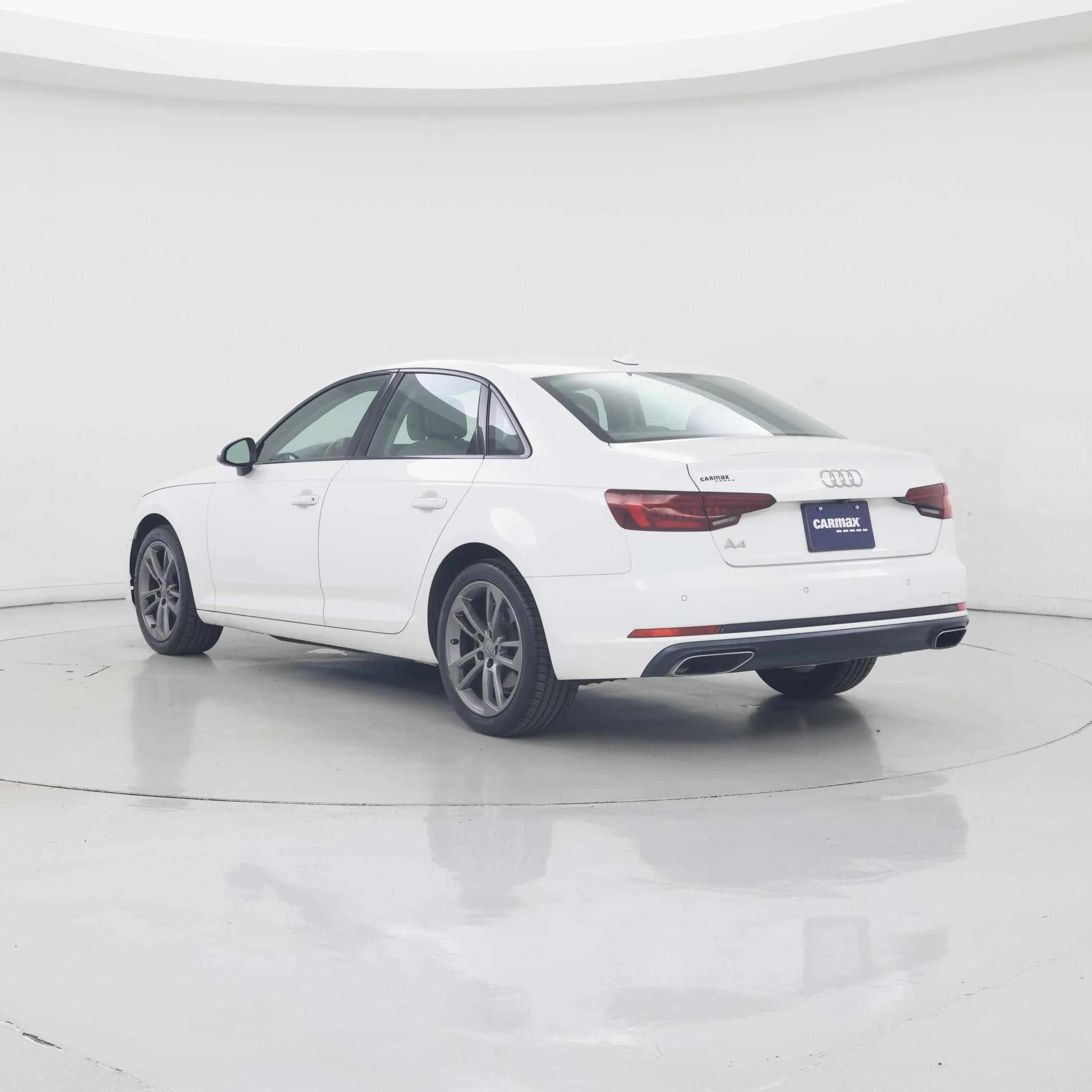 Thumbnail: 2019 Audi A4 - 2
