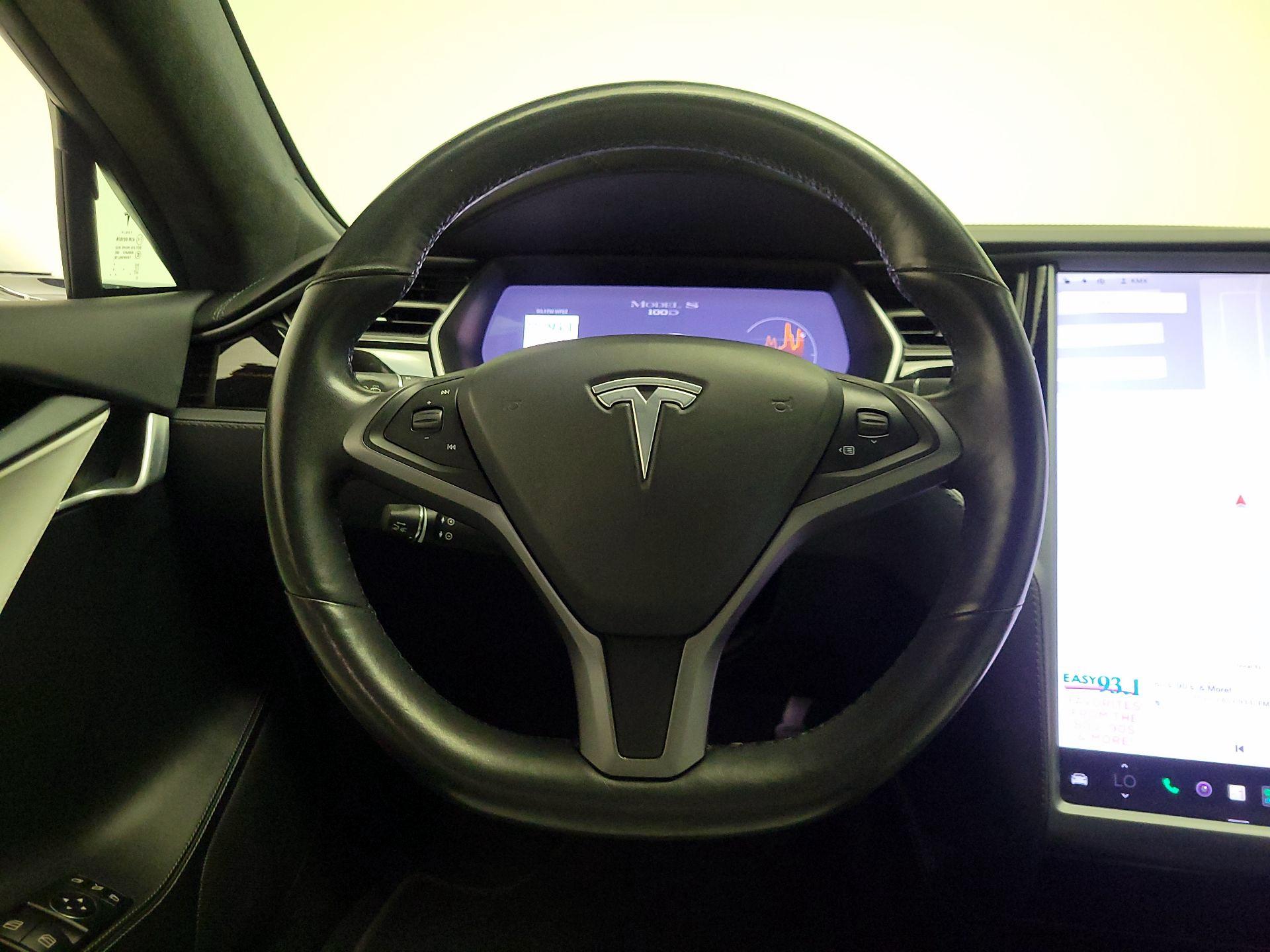 Thumbnail: 2019 Tesla Model S - 10