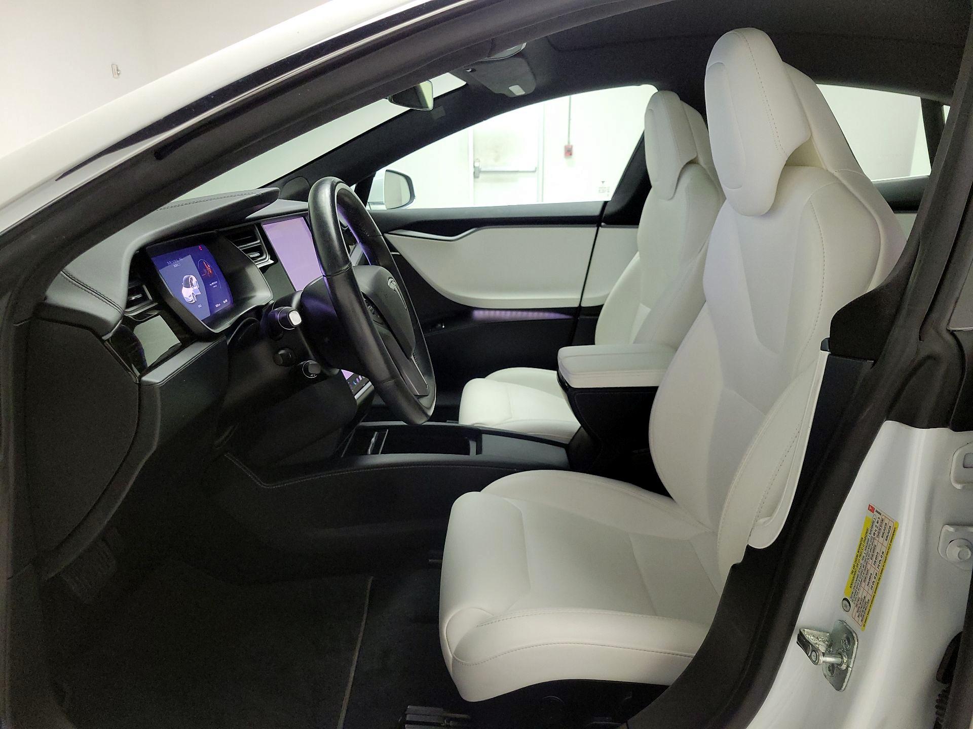Thumbnail: 2019 Tesla Model S - 11