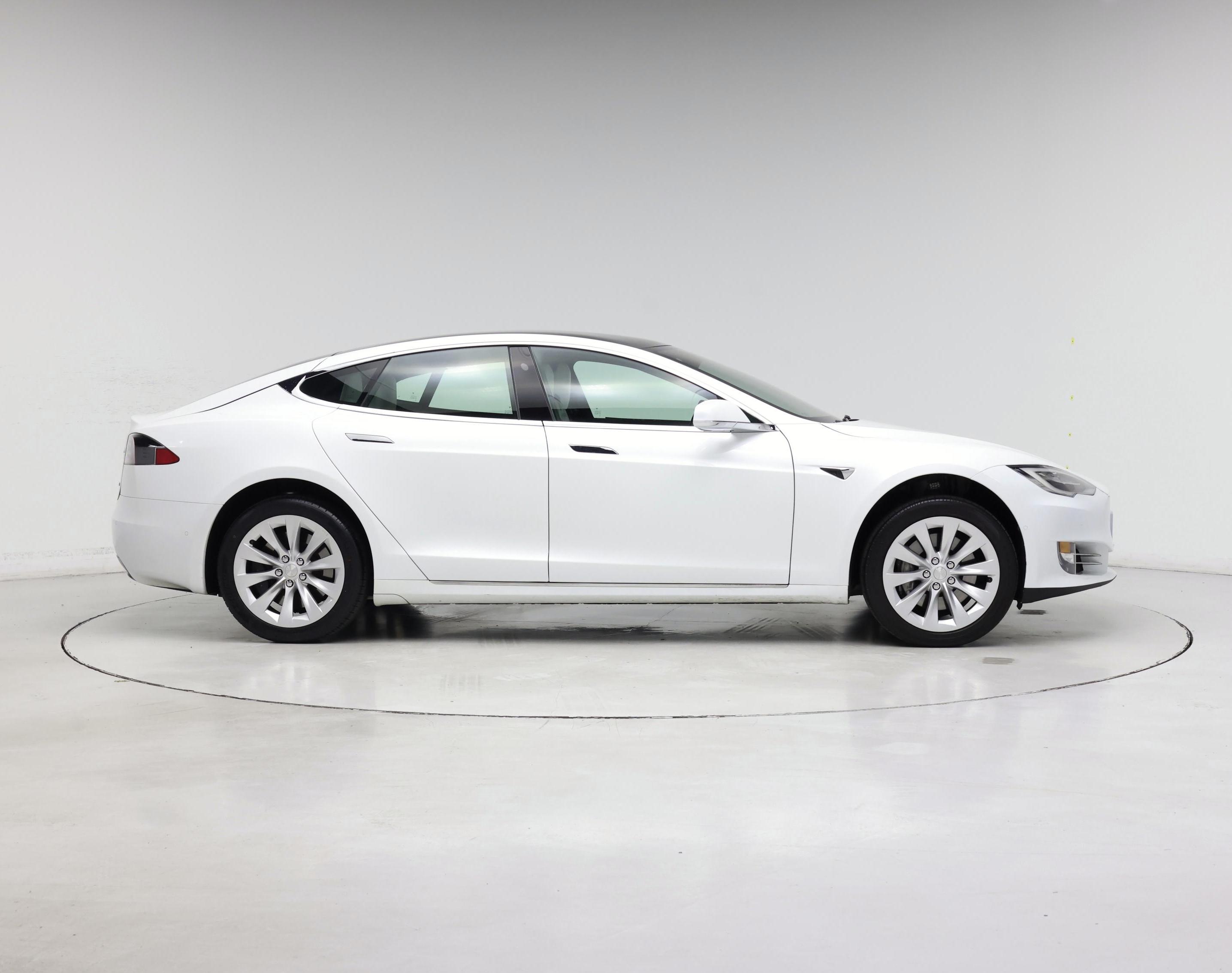 Thumbnail: 2019 Tesla Model S - 7