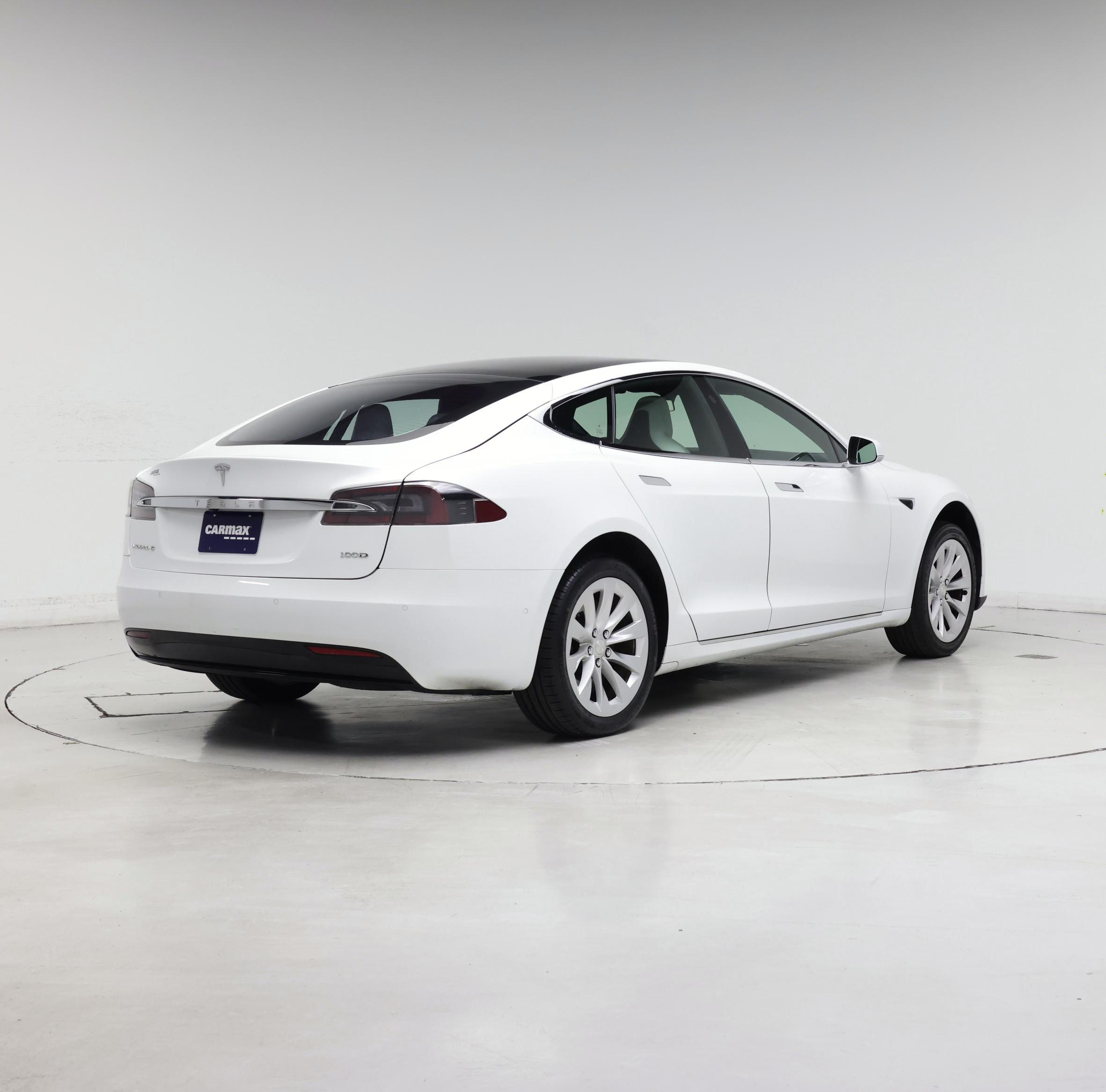 Thumbnail: 2019 Tesla Model S - 8