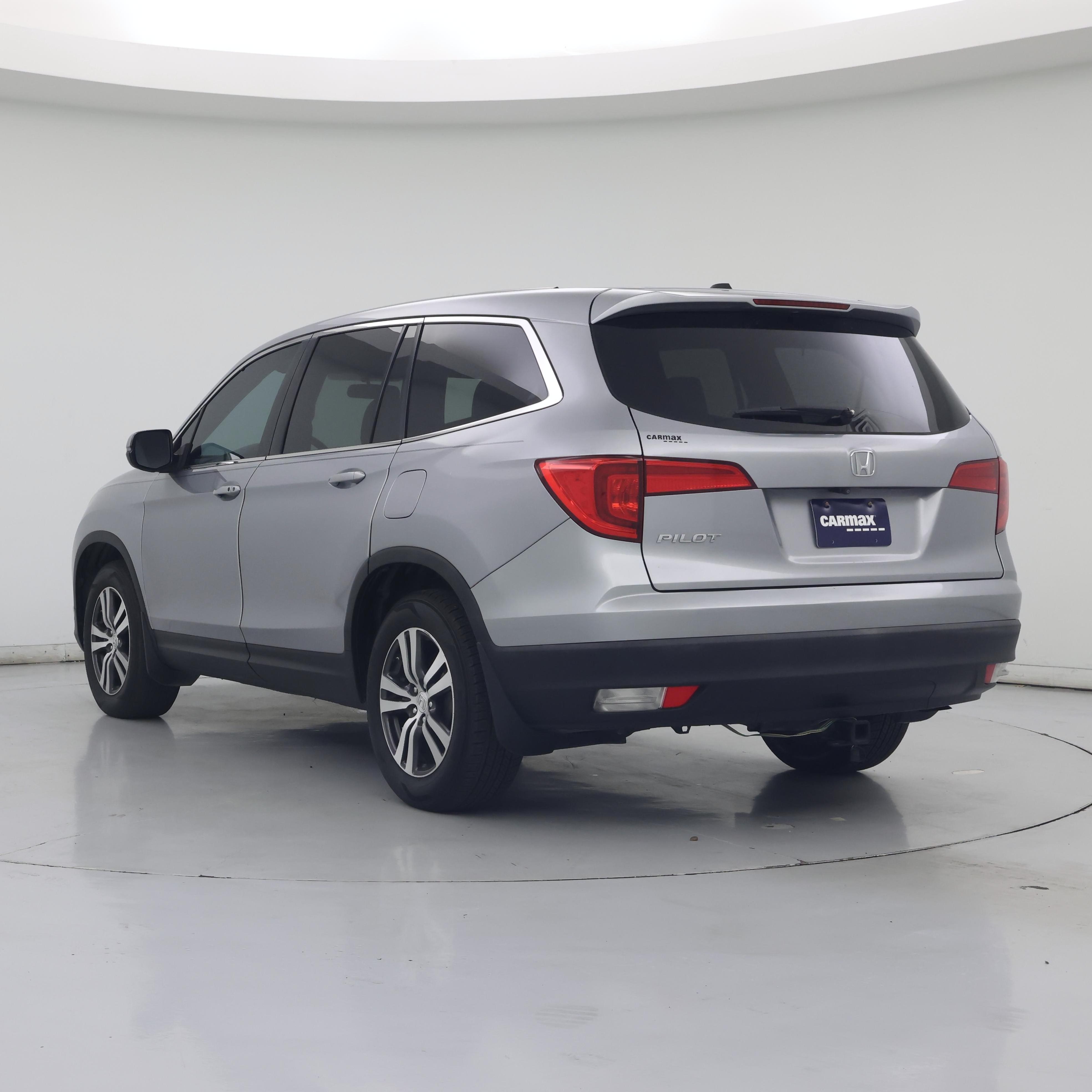 Thumbnail: 2018 Honda Pilot - 2