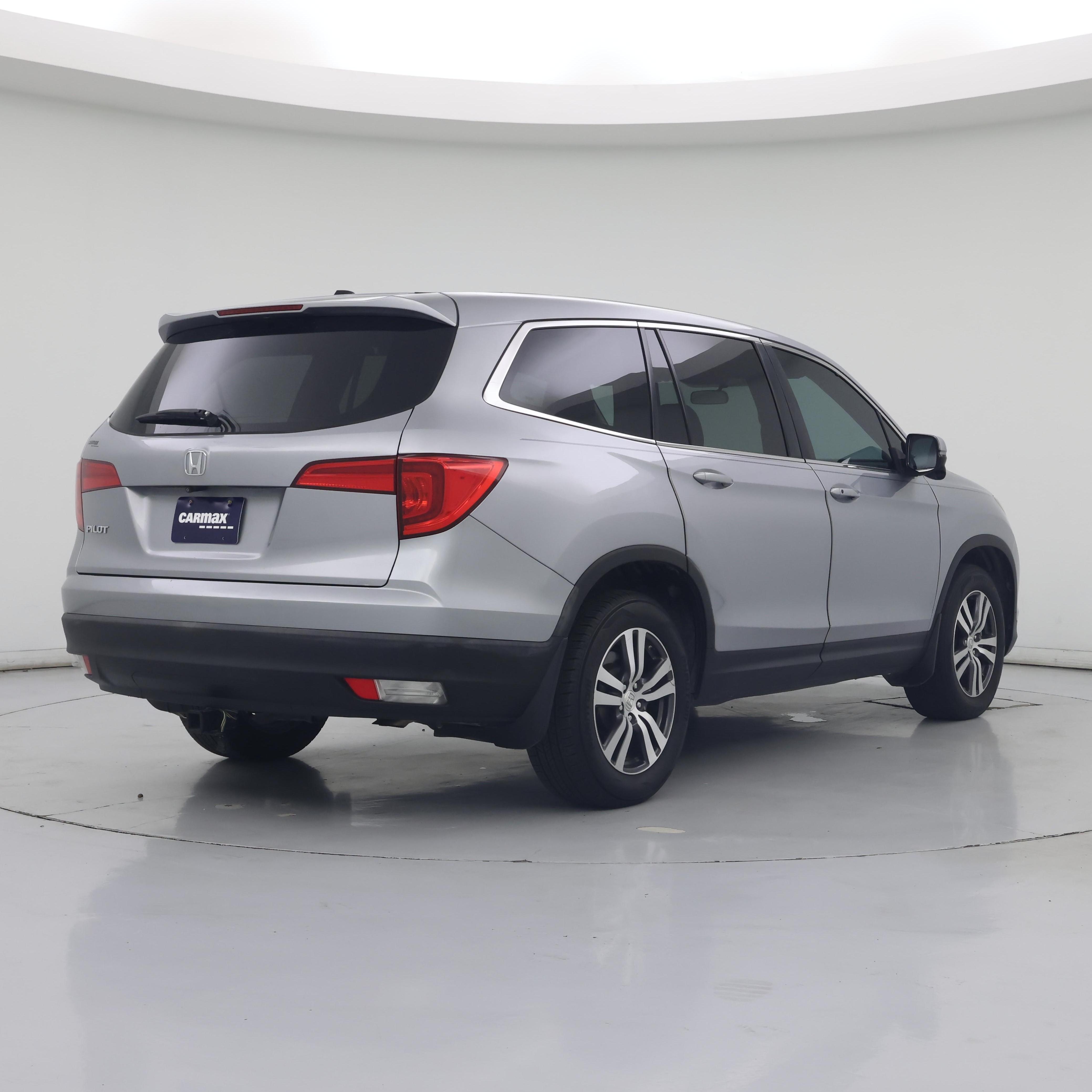 Thumbnail: 2018 Honda Pilot - 8