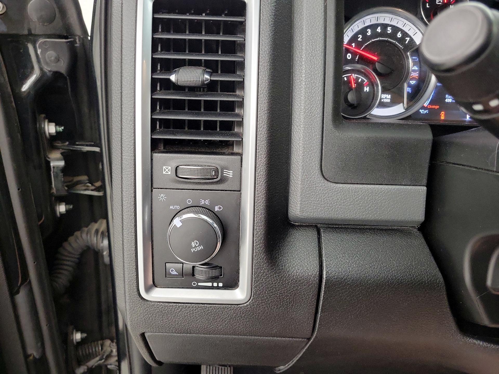 Thumbnail: 2016 RAM 1500 - 13