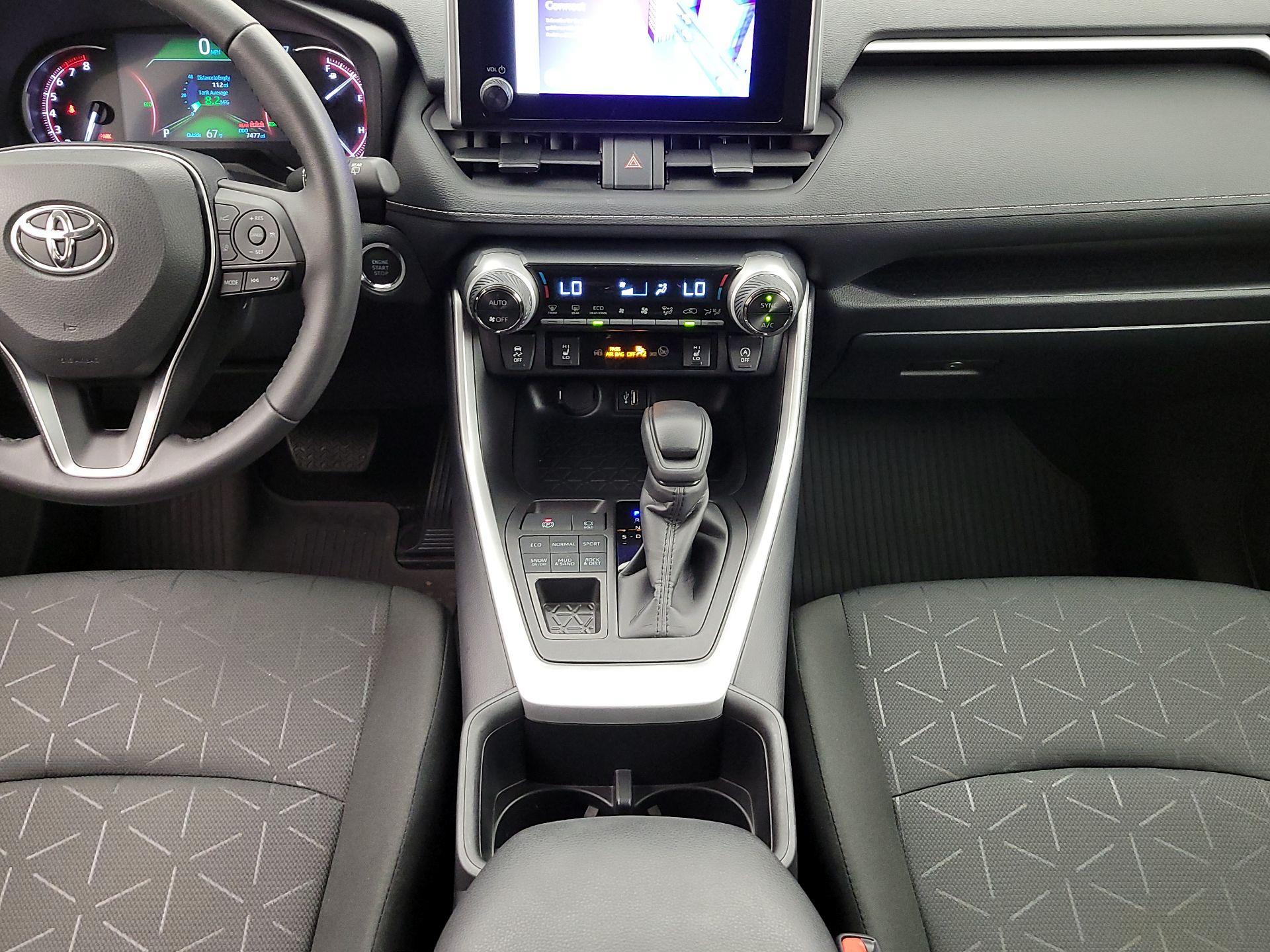 Thumbnail: 2025 Toyota RAV4 - 18