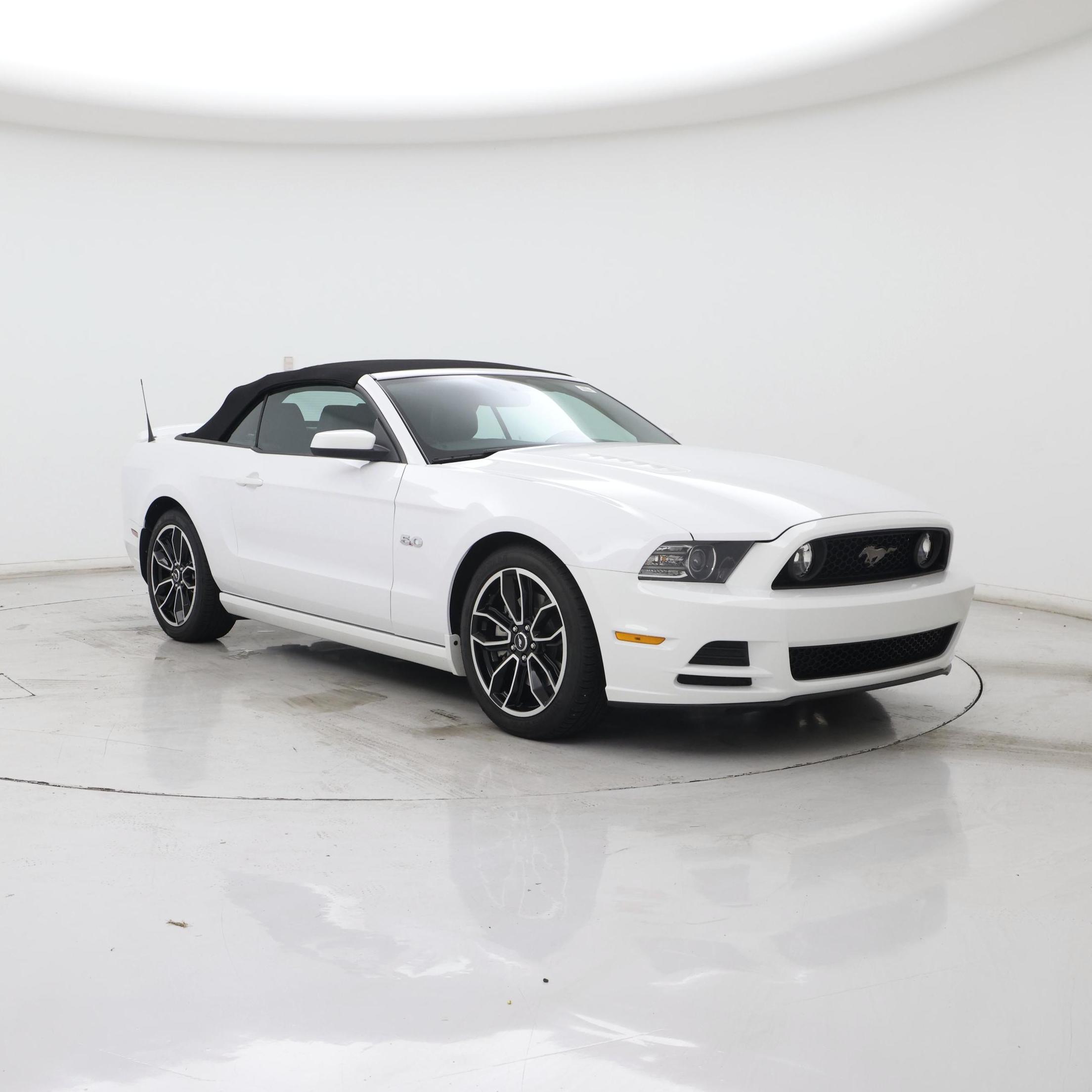 White 2014 Ford Mustang Convertible Rear-Wheel Drive Automatic