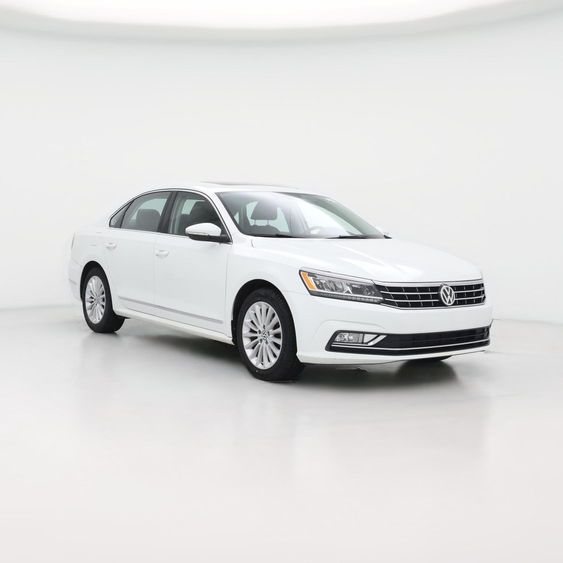 Thumbnail: 2016 Volkswagen Passat - 1
