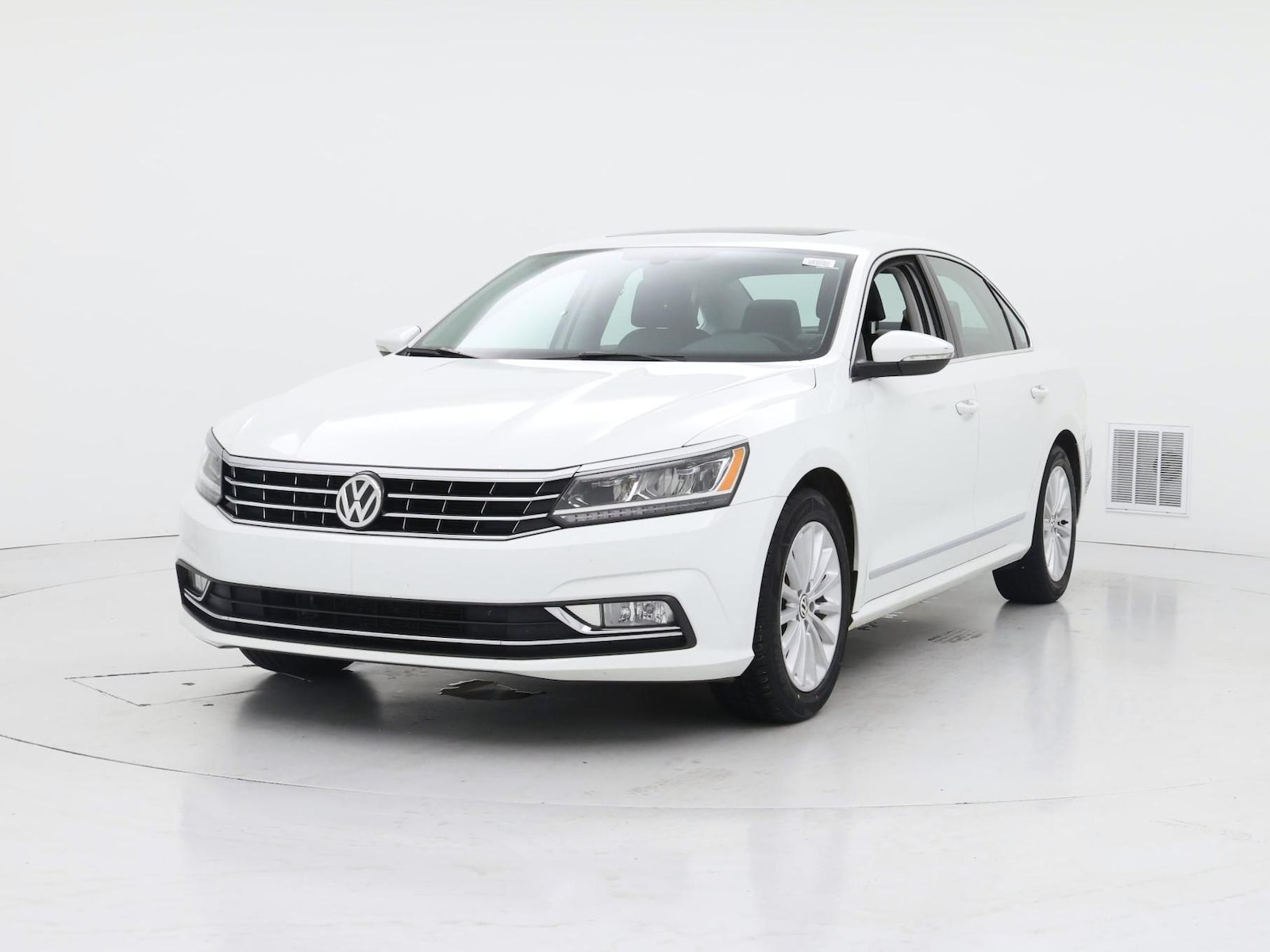 2016 Volkswagen Passat SE - Photo 5