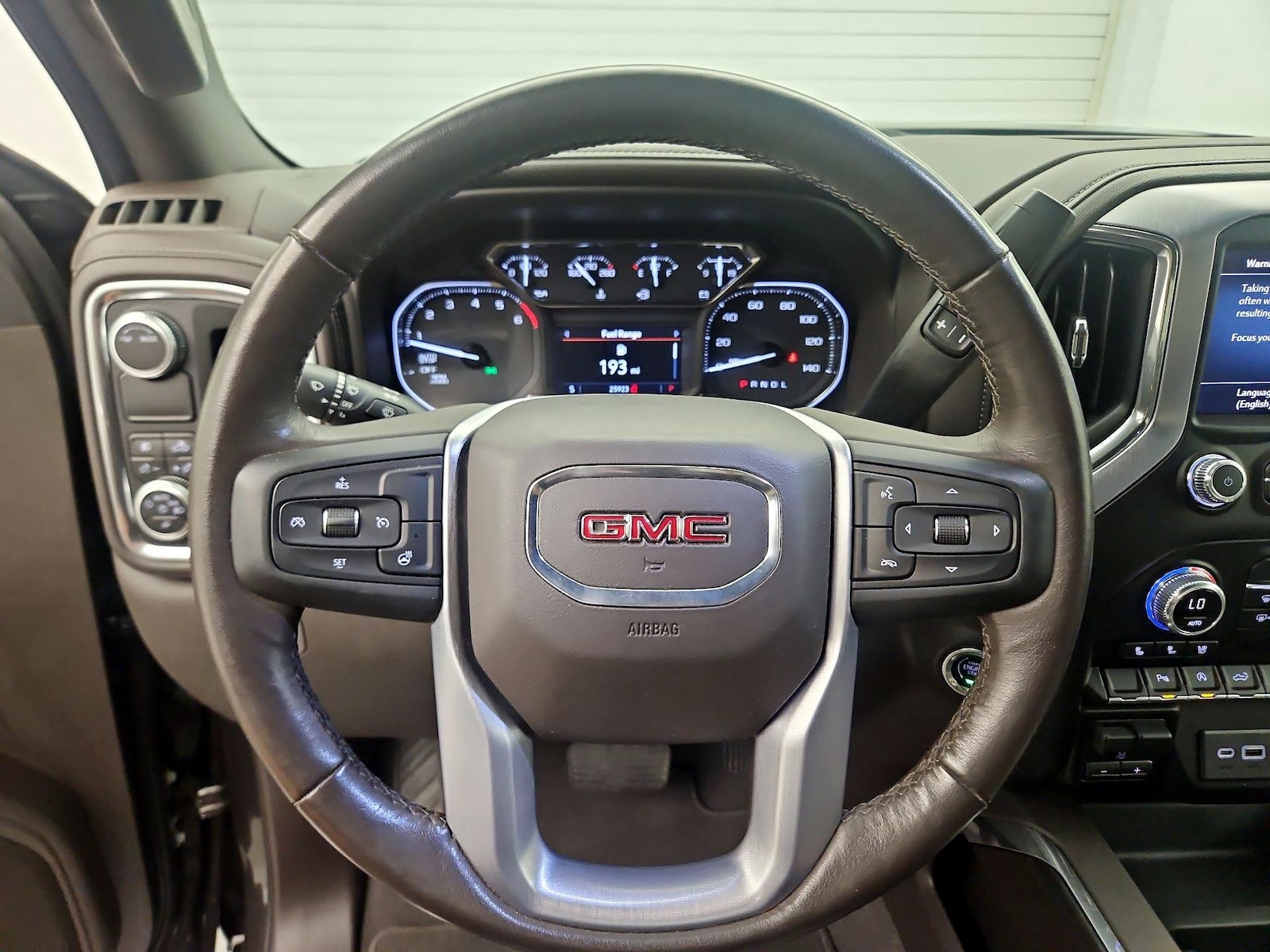 2020 GMC Sierra 1500 SLT - Photo 11