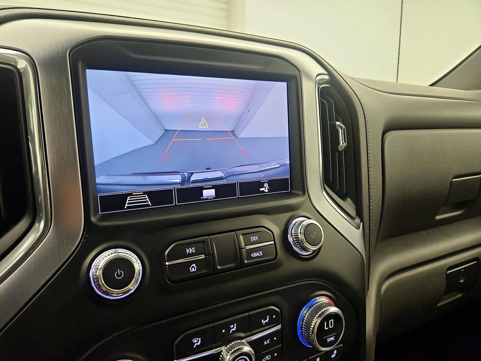 2020 GMC Sierra 1500 SLT - Photo 15