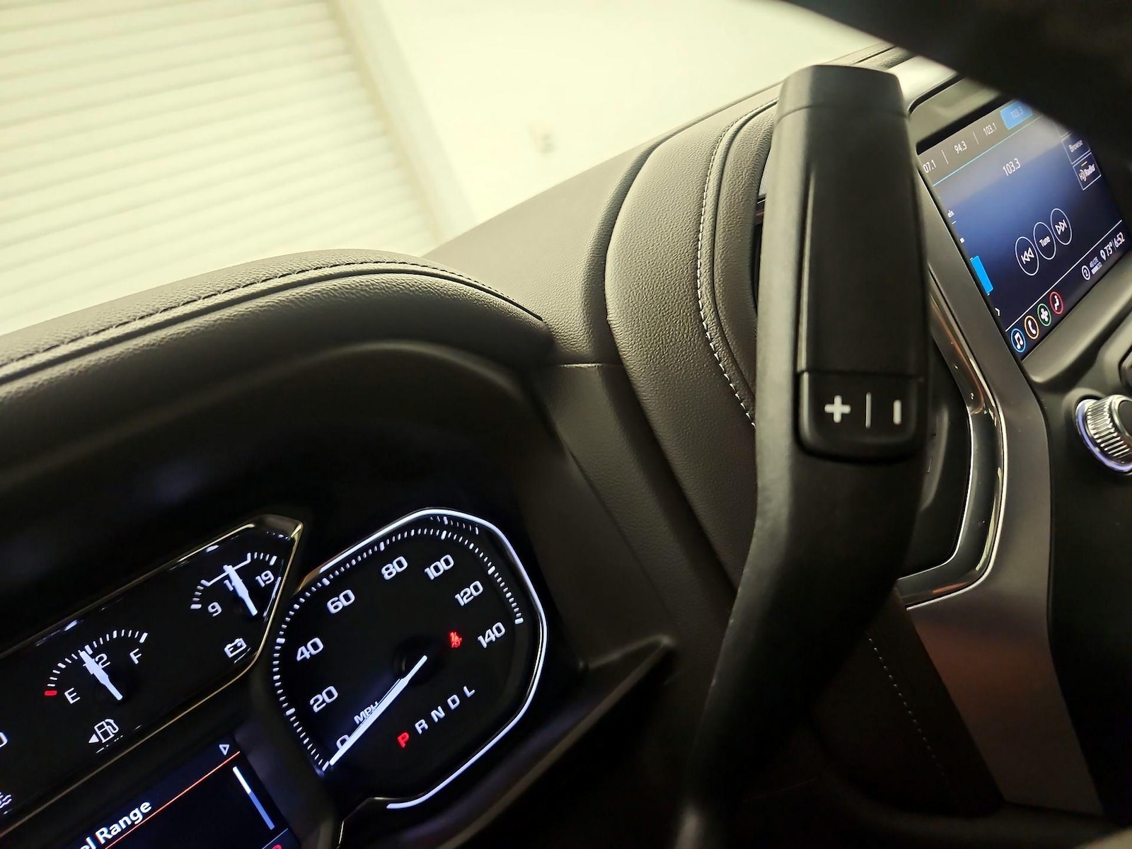 2020 GMC Sierra 1500 SLT - Photo 18