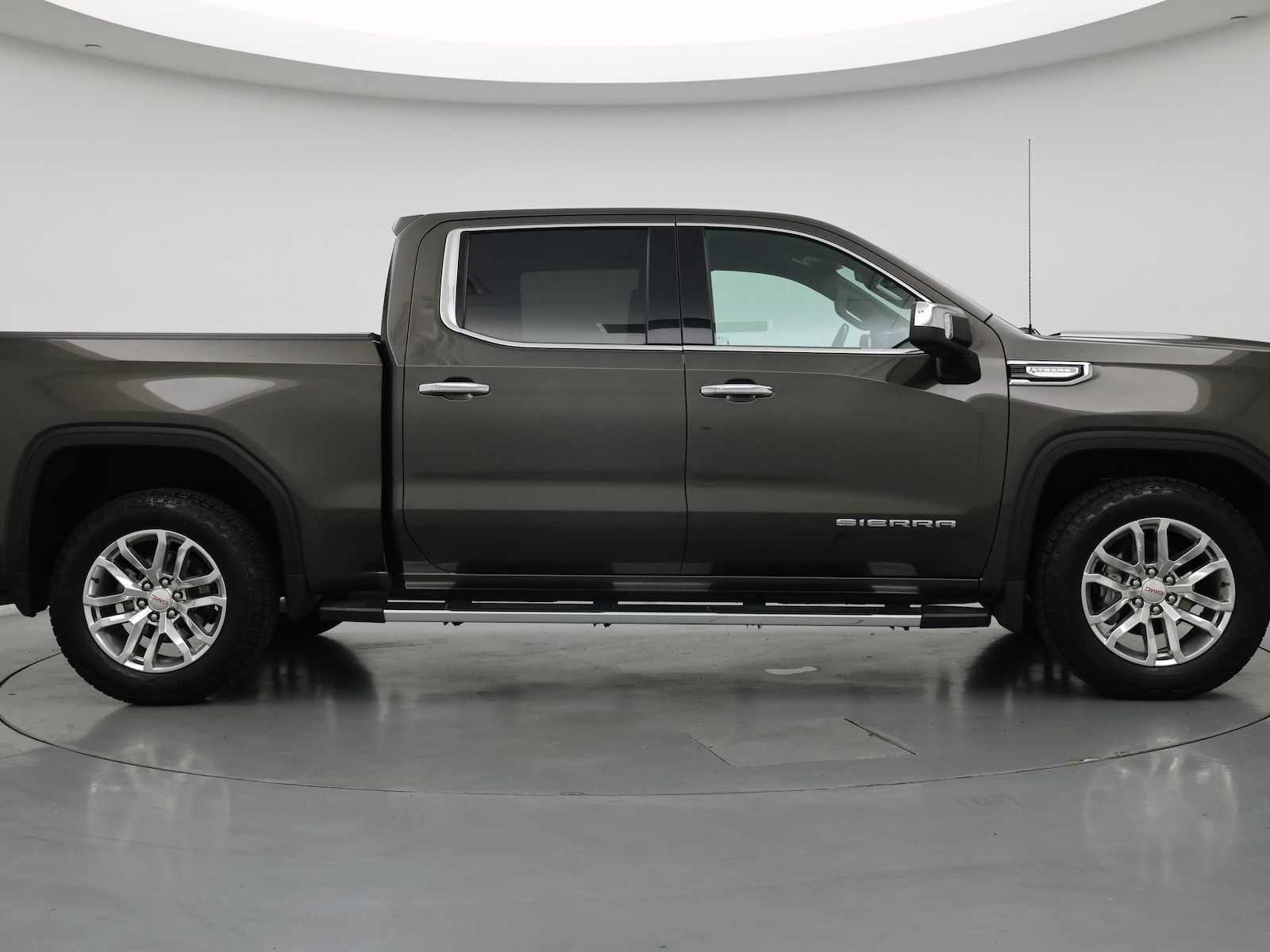 2020 GMC Sierra 1500 SLT - Photo 8