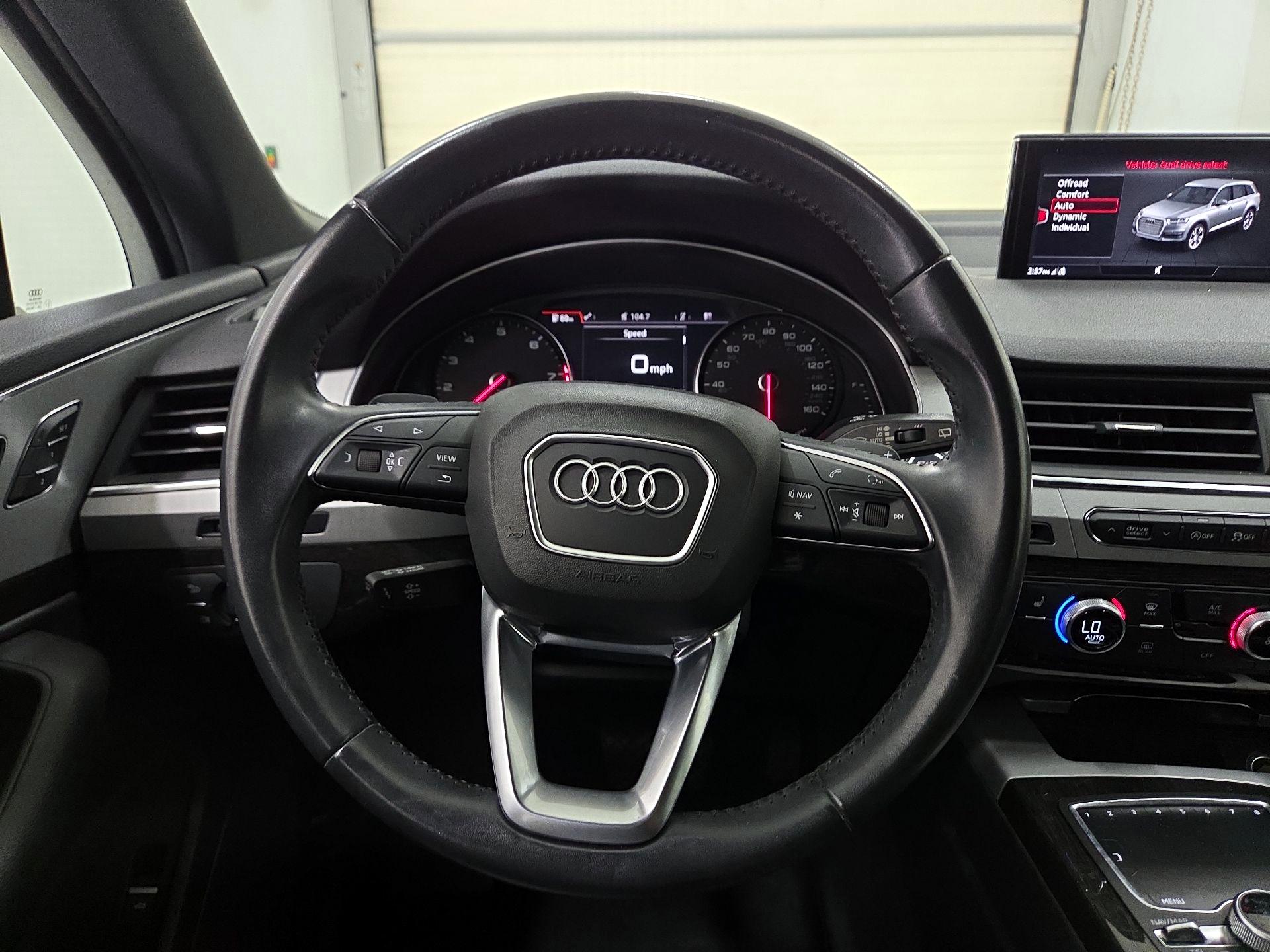 Thumbnail: 2019 Audi Q7 - 10