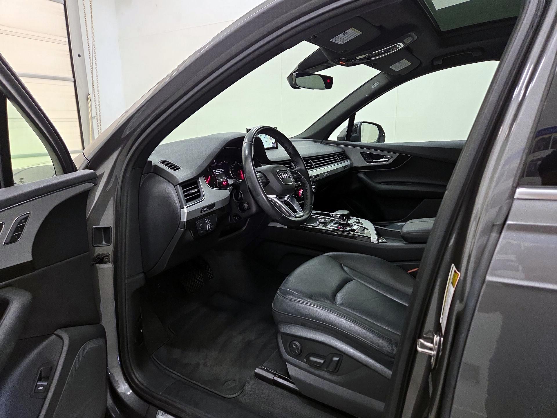 Thumbnail: 2019 Audi Q7 - 11