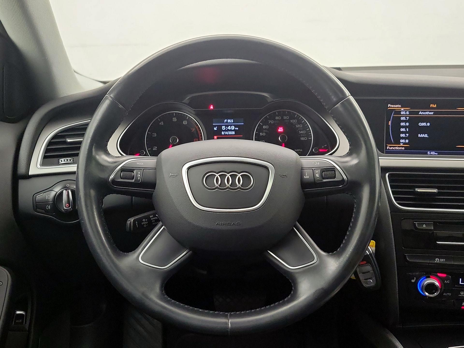 Thumbnail: 2015 Audi A4 - 10
