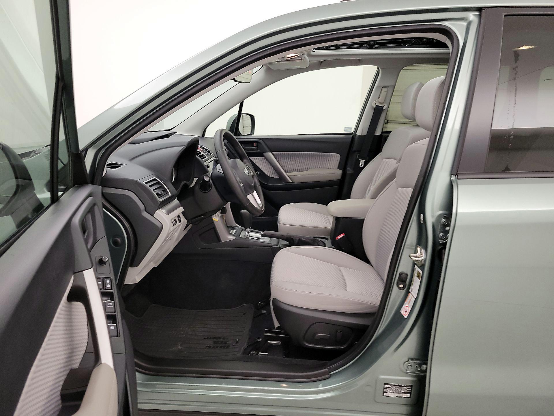 Thumbnail: 2017 Subaru Forester - 11