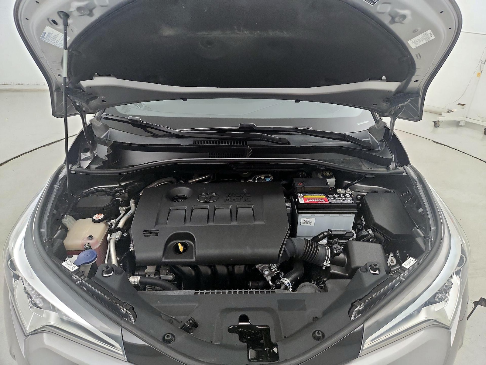 2019 Toyota C-HR LE - Photo 20