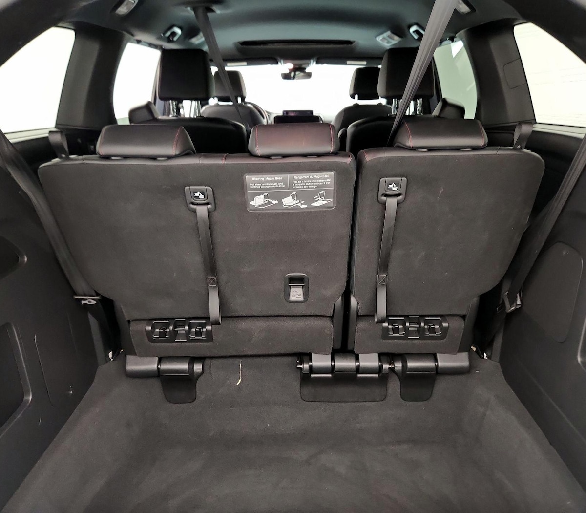 Trunk/Cargo (Seats Up)