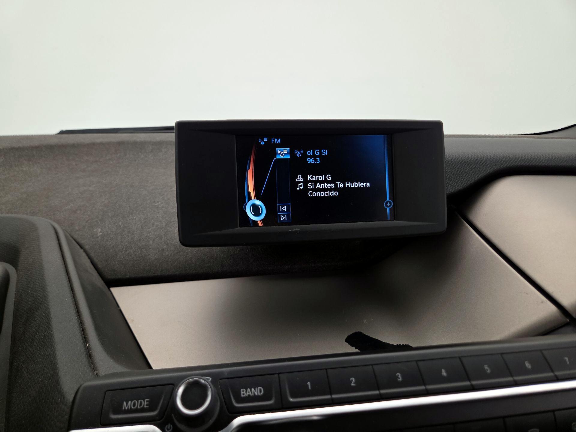 Thumbnail: 2018 BMW i3 - 16