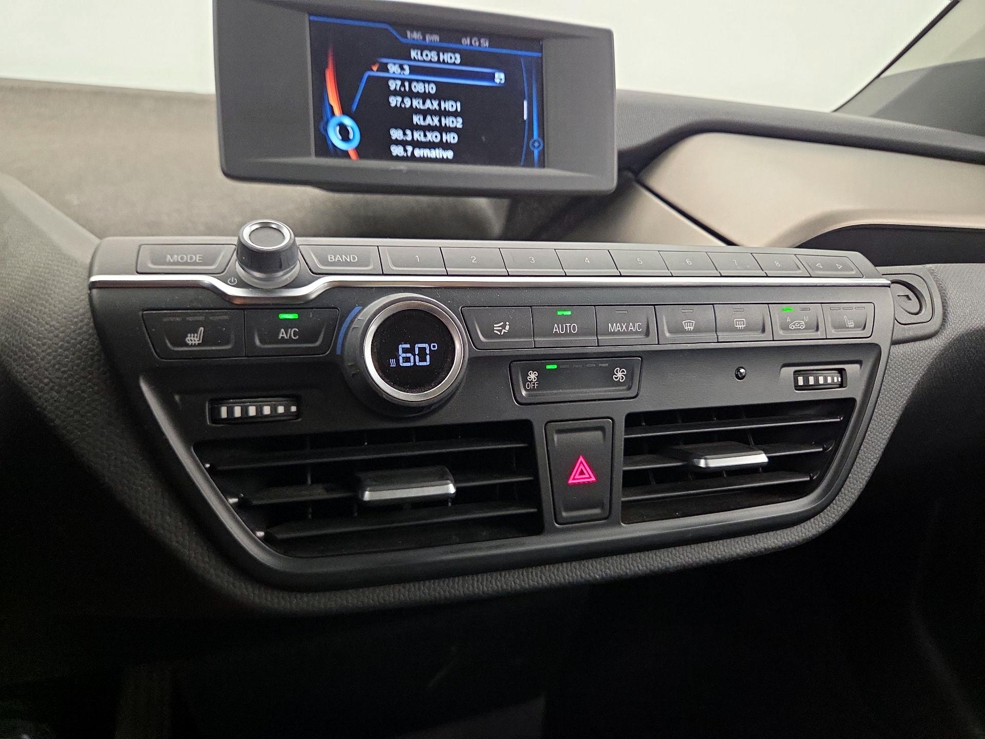 Thumbnail: 2018 BMW i3 - 17