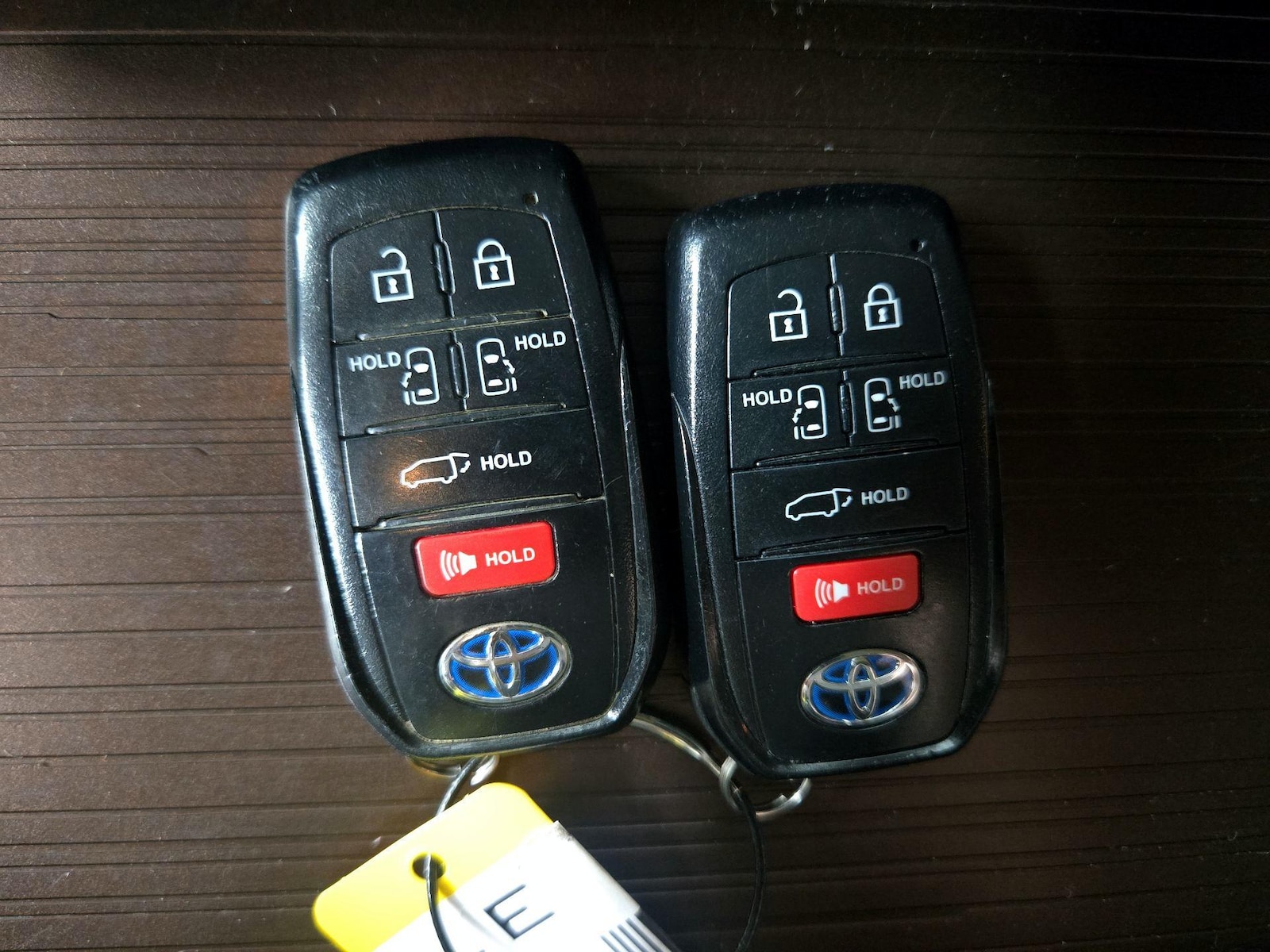 2022 Toyota Sienna XLE - Photo 26