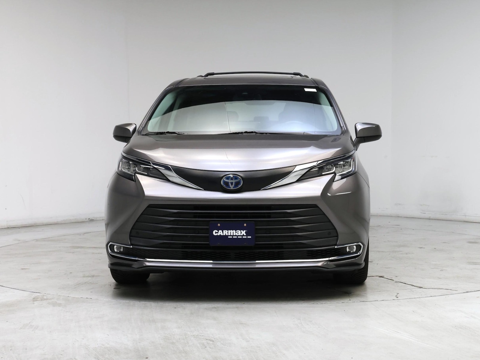 2022 Toyota Sienna XLE - Photo 6