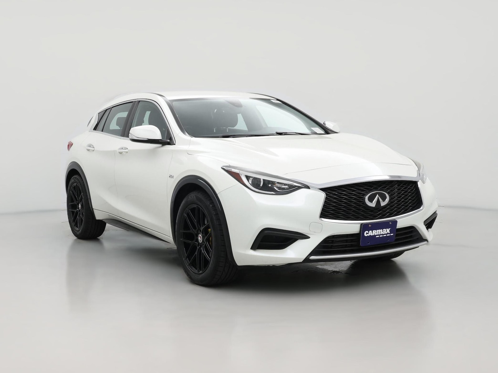 2018 INFINITI QX30 Pure