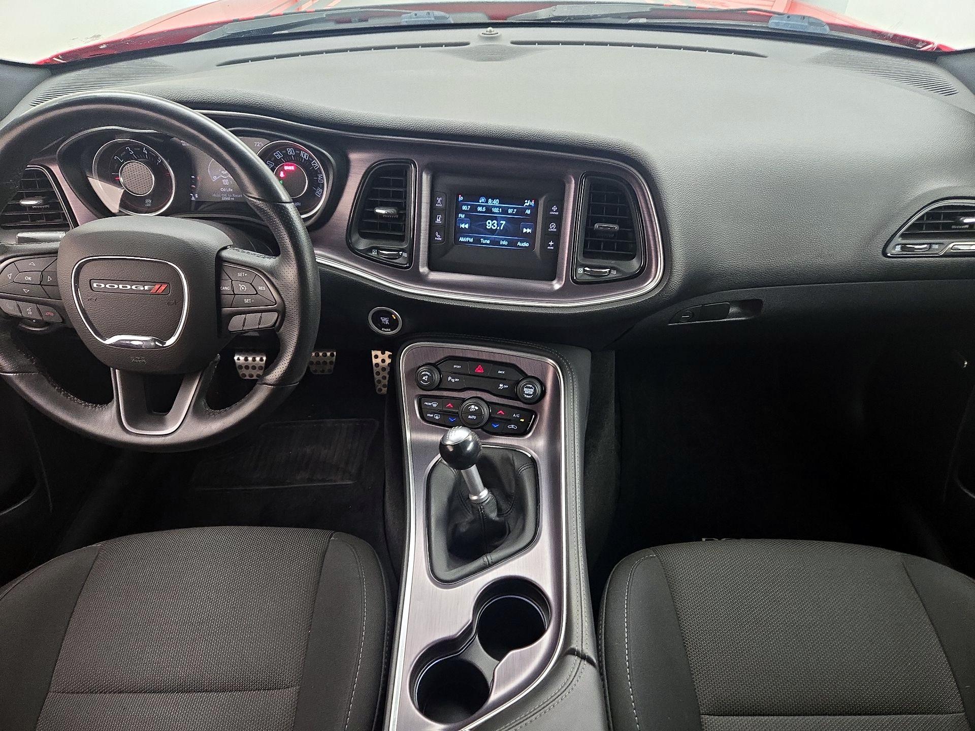 Thumbnail: 2015 Dodge Challenger - 9