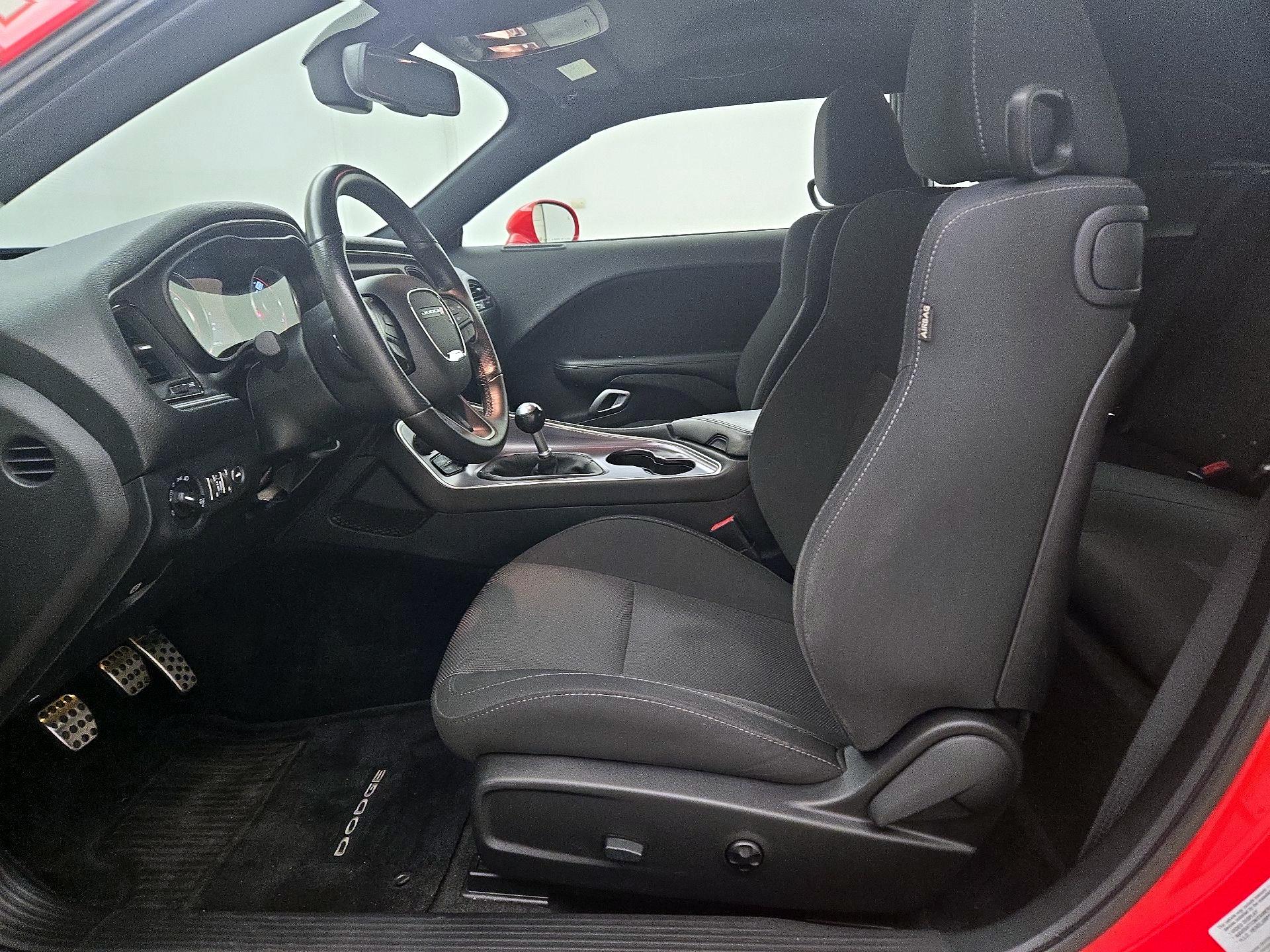 Thumbnail: 2015 Dodge Challenger - 11