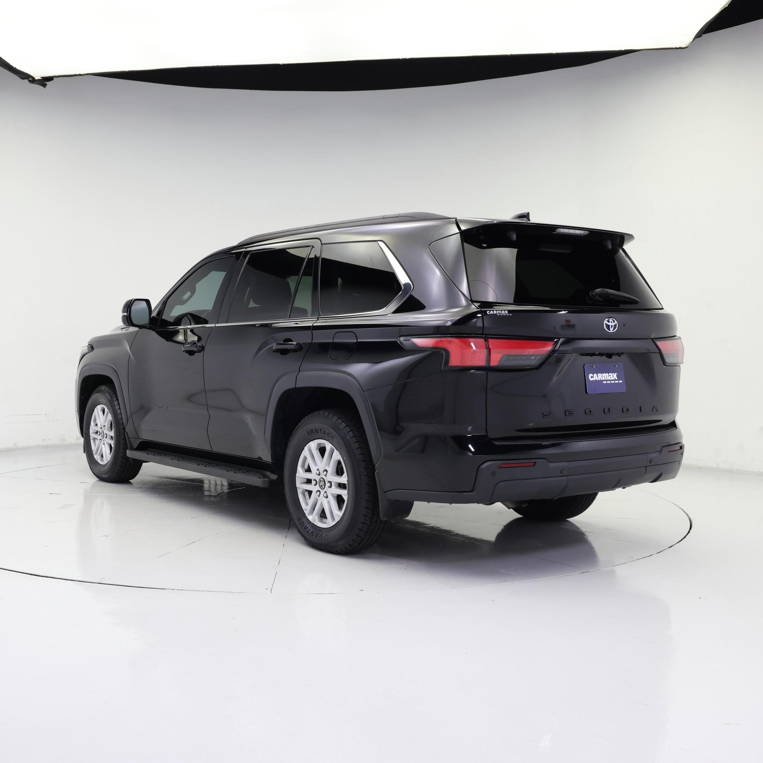 Thumbnail: 2023 Toyota Sequoia - 2