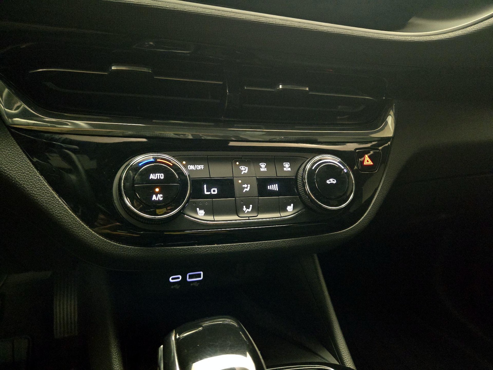 2026 Buick Envista Sport Touring - Photo 15