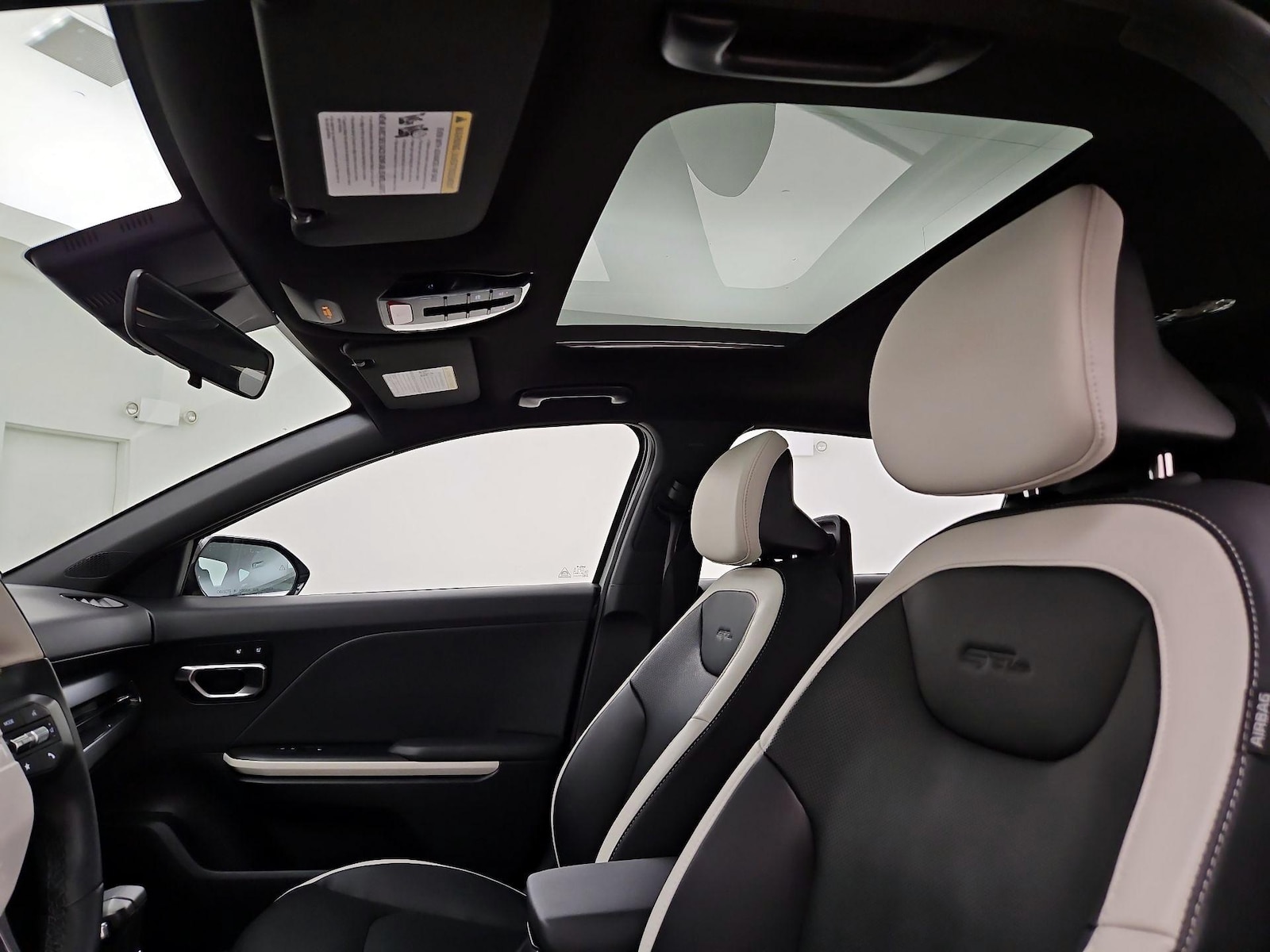 Sunroof(s) & Overhead Airbags