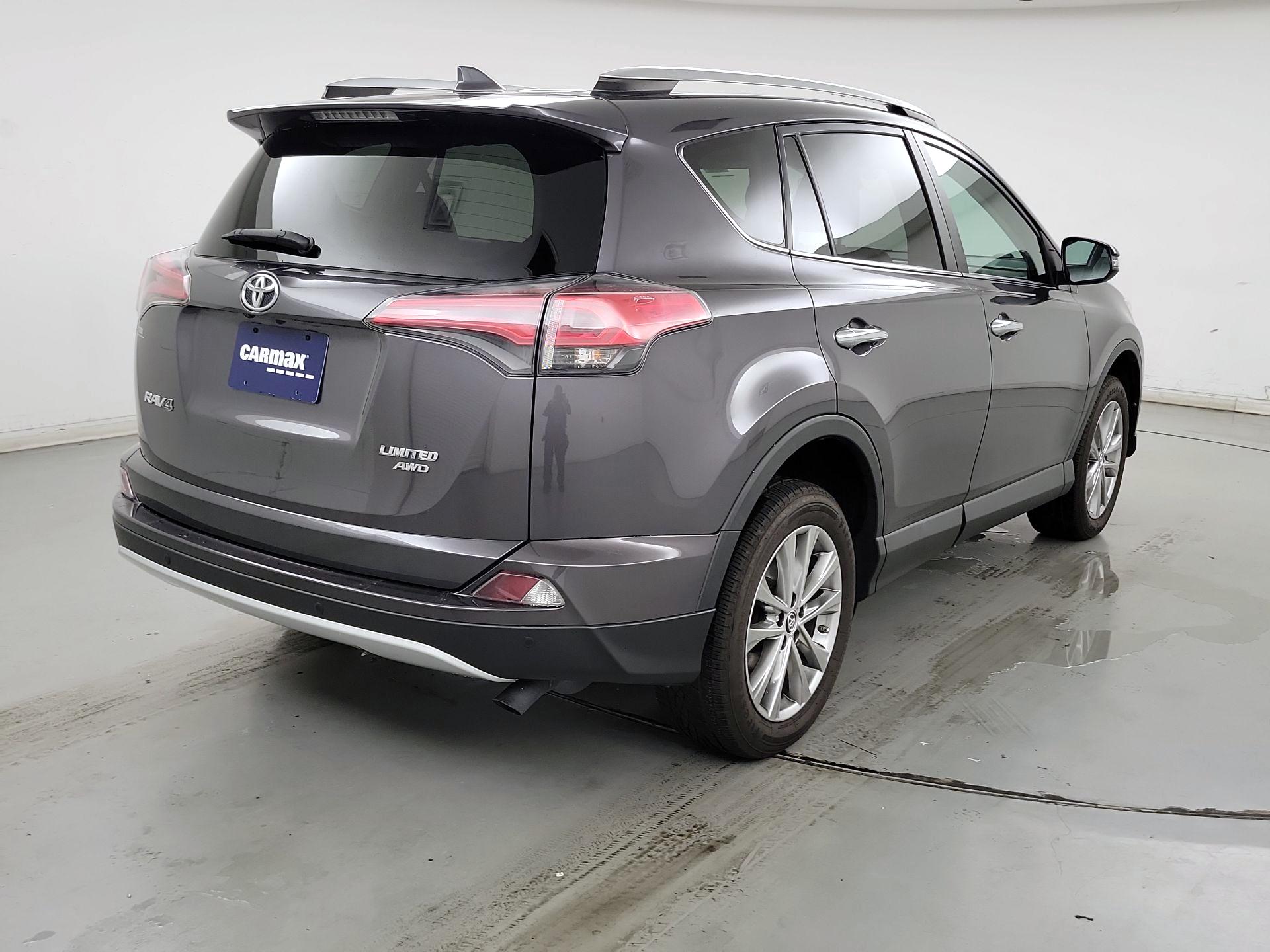 Thumbnail: 2016 Toyota RAV4 - 5