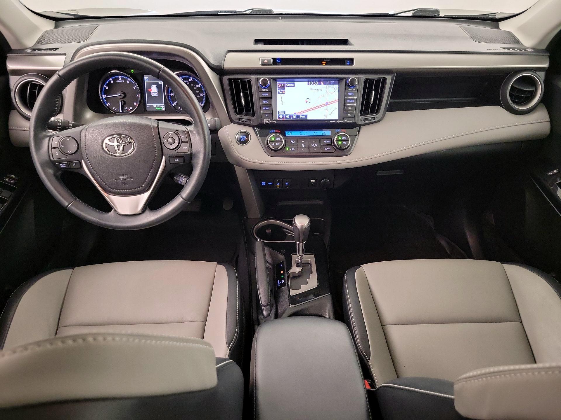 Thumbnail: 2016 Toyota RAV4 - 8