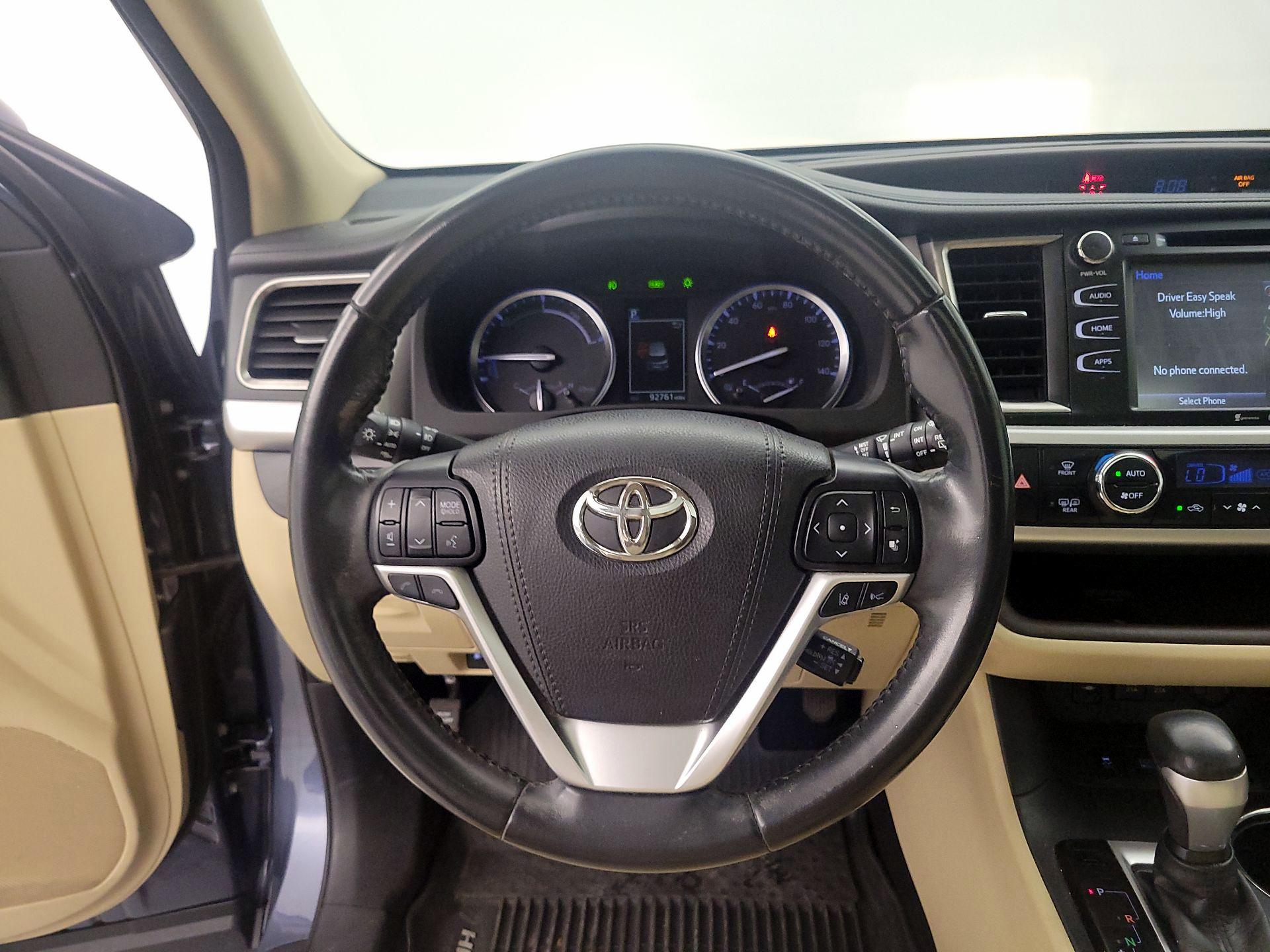 Thumbnail: 2018 Toyota Highlander - 10