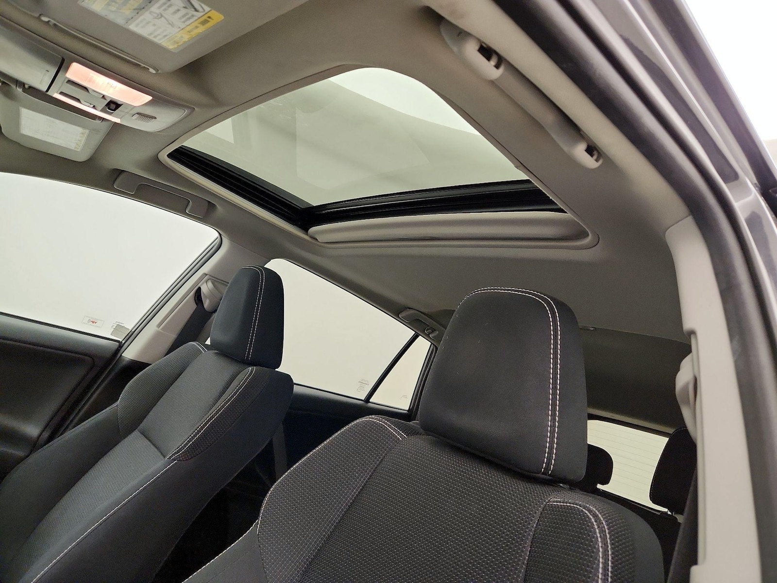2018 Toyota RAV4 Adventure - Photo 20