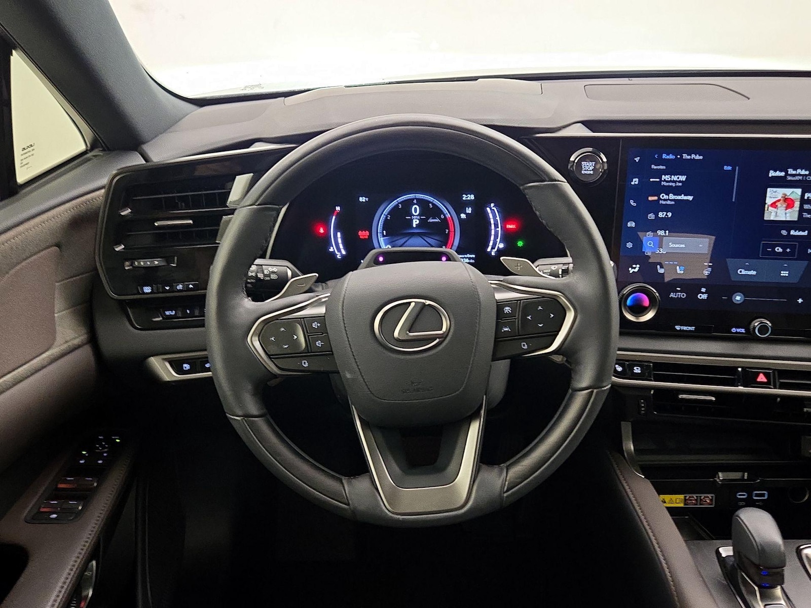 2023 Lexus RX 350 - Photo 11