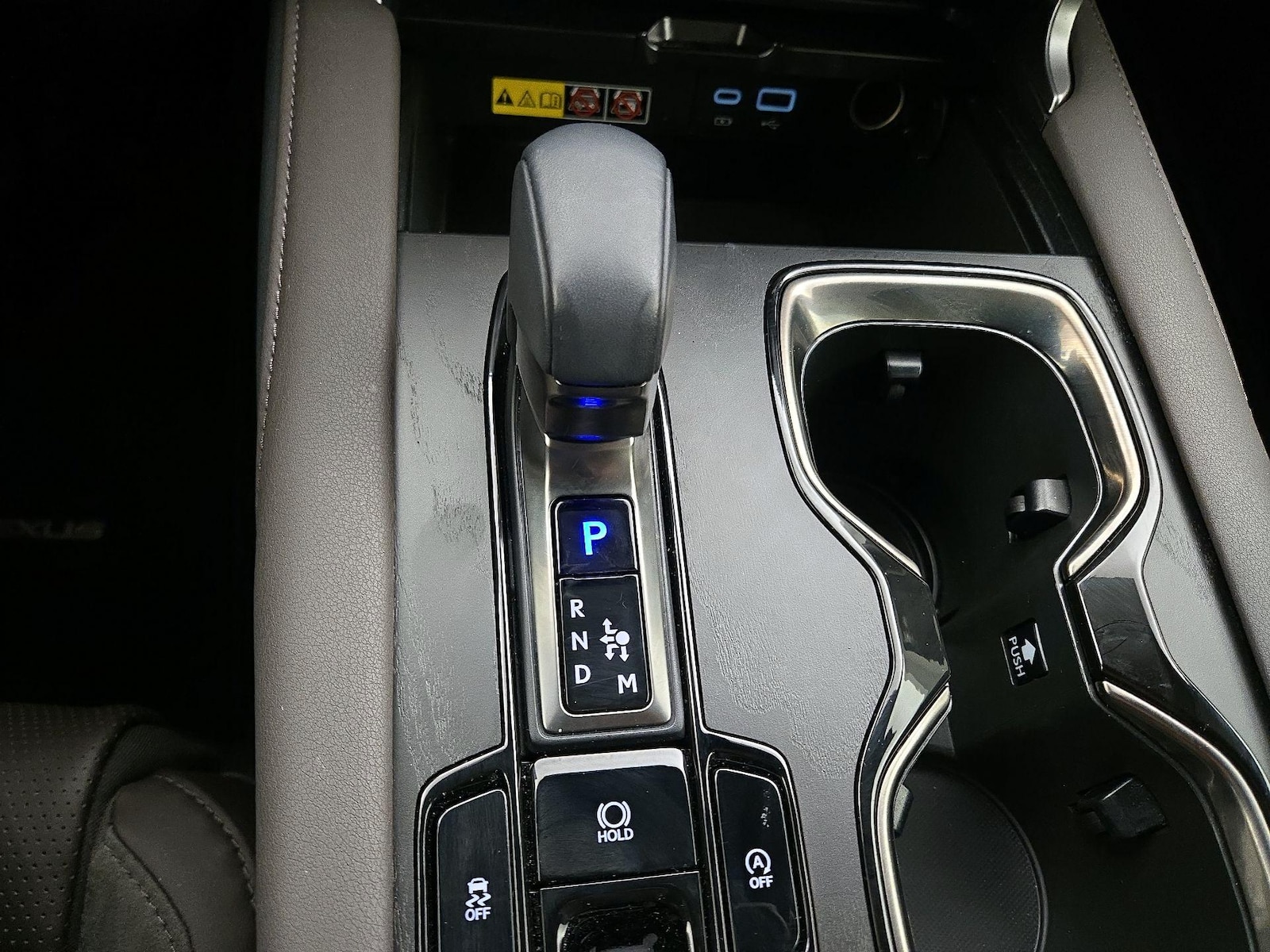 2023 Lexus RX 350 - Photo 18